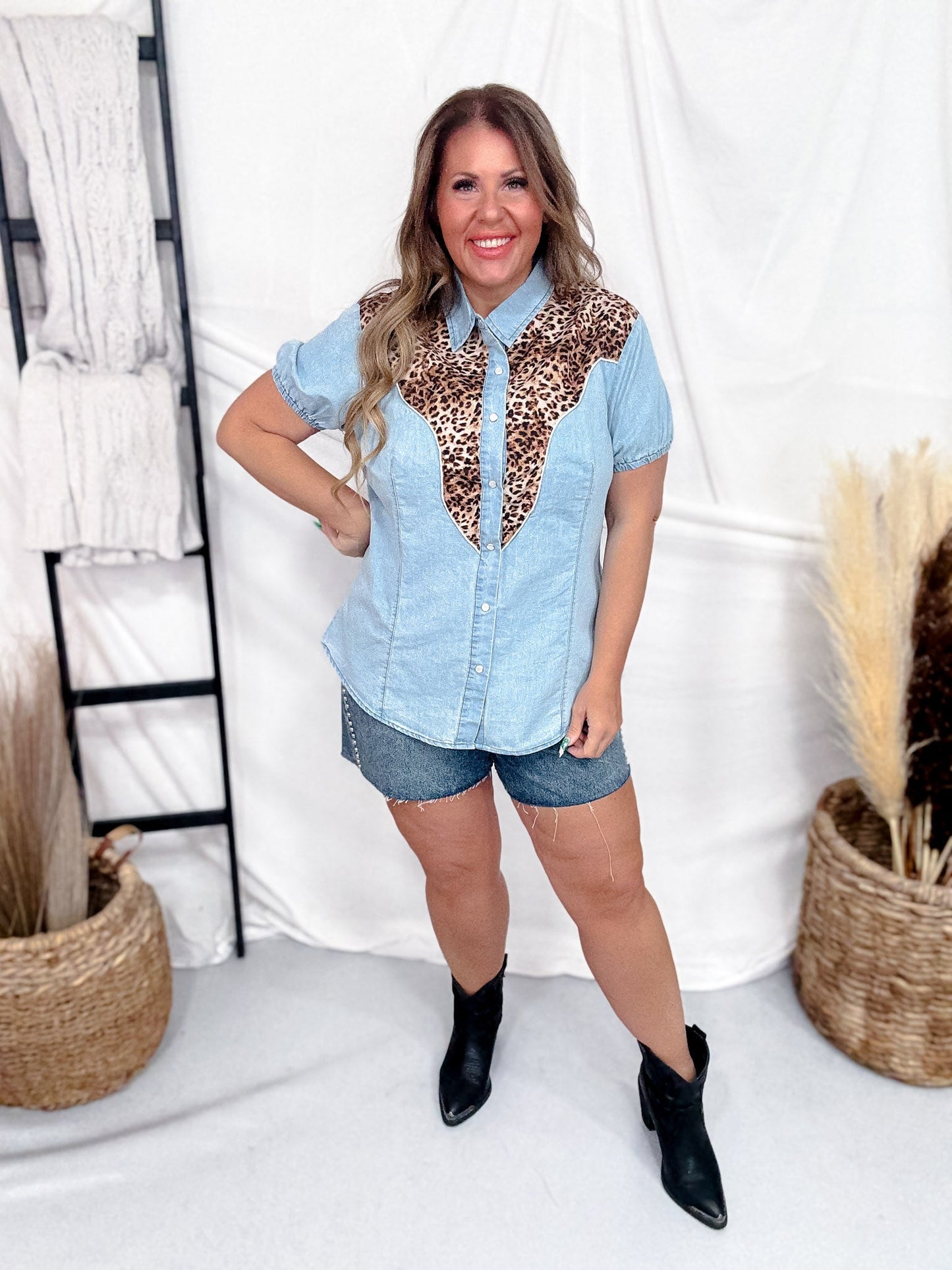 "Ranch Kitty" Short Sleeve Denim & Leopard Top - Whiskey Skies - 2 FLY CO.