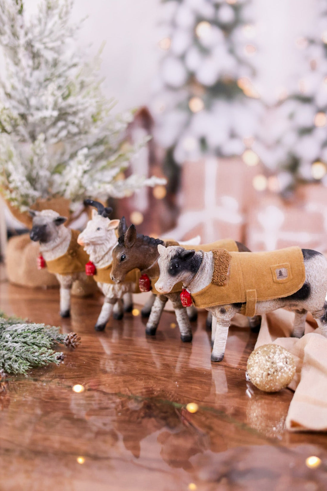 Resin Farmhouse Animals (4 Styles) - Whiskey Skies - MELROSE INTL