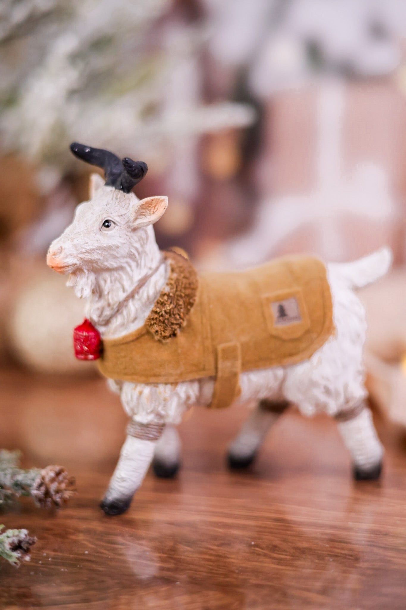 Resin Farmhouse Animals (4 Styles) - Whiskey Skies - MELROSE INTL