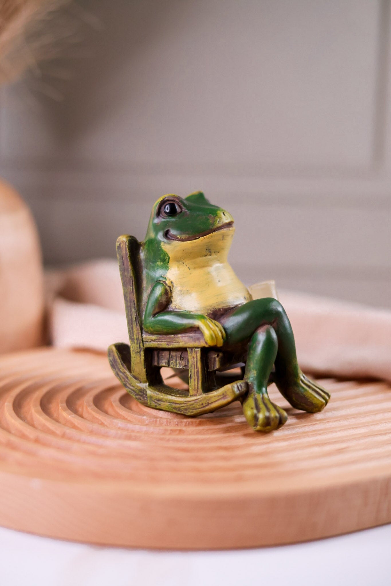 Resin Frog Figure With LED Lantern - Whiskey Skies - TRANSPAC