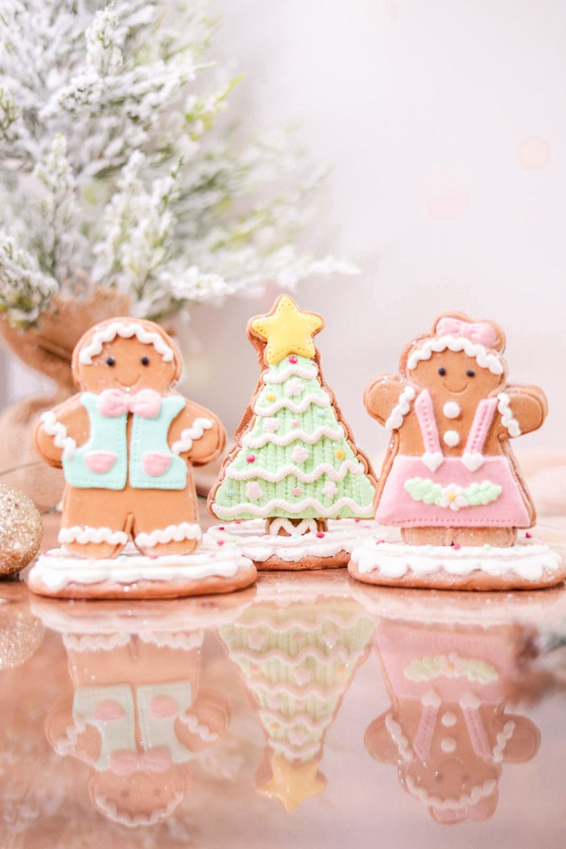 Resin Gingerbread Holiday Icons (3 Styles) - Whiskey Skies - GERSON COMPANIES