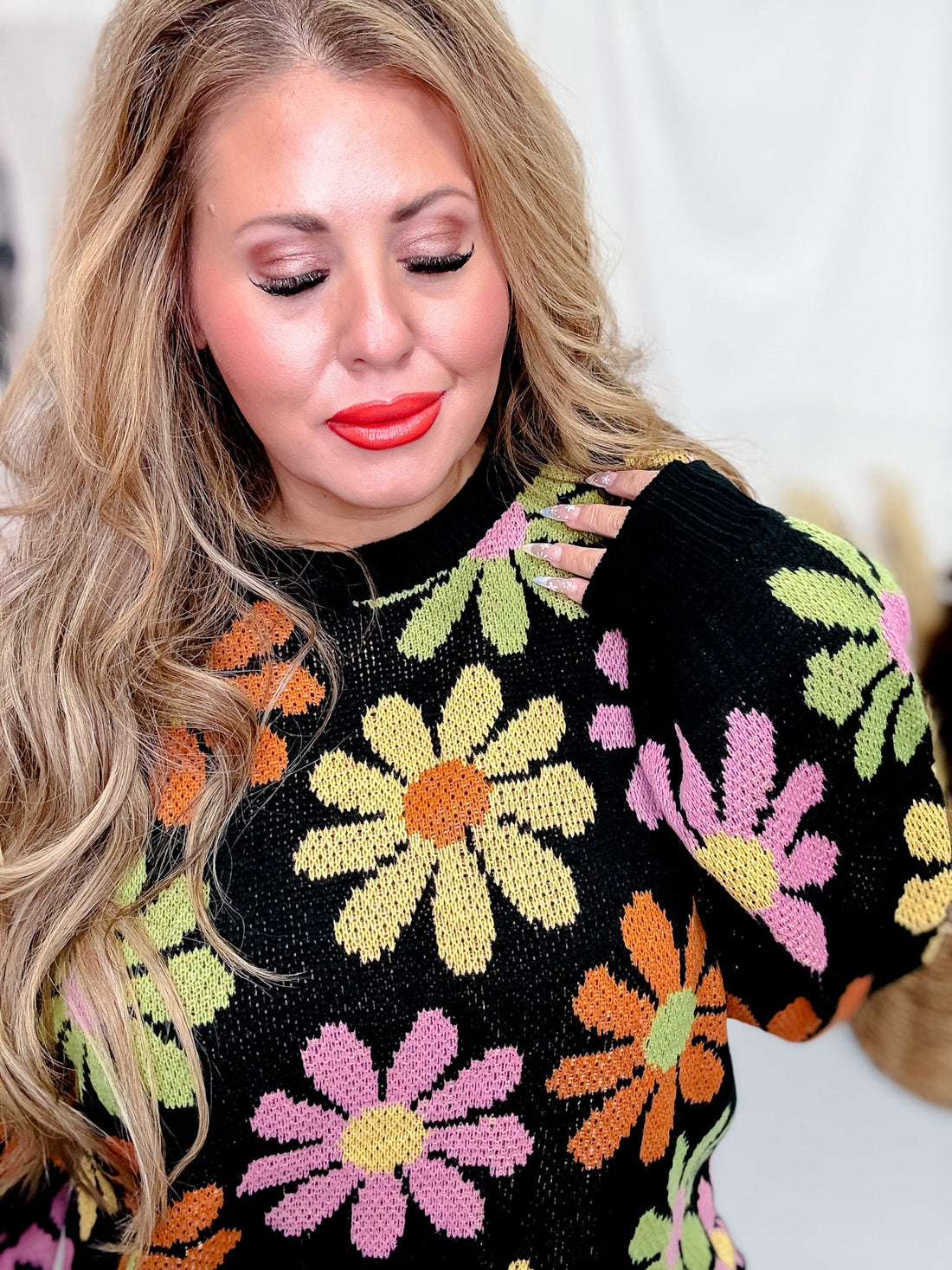 Retro Daisy Knit Pullover Sweater - Whiskey Skies - HAYDEN