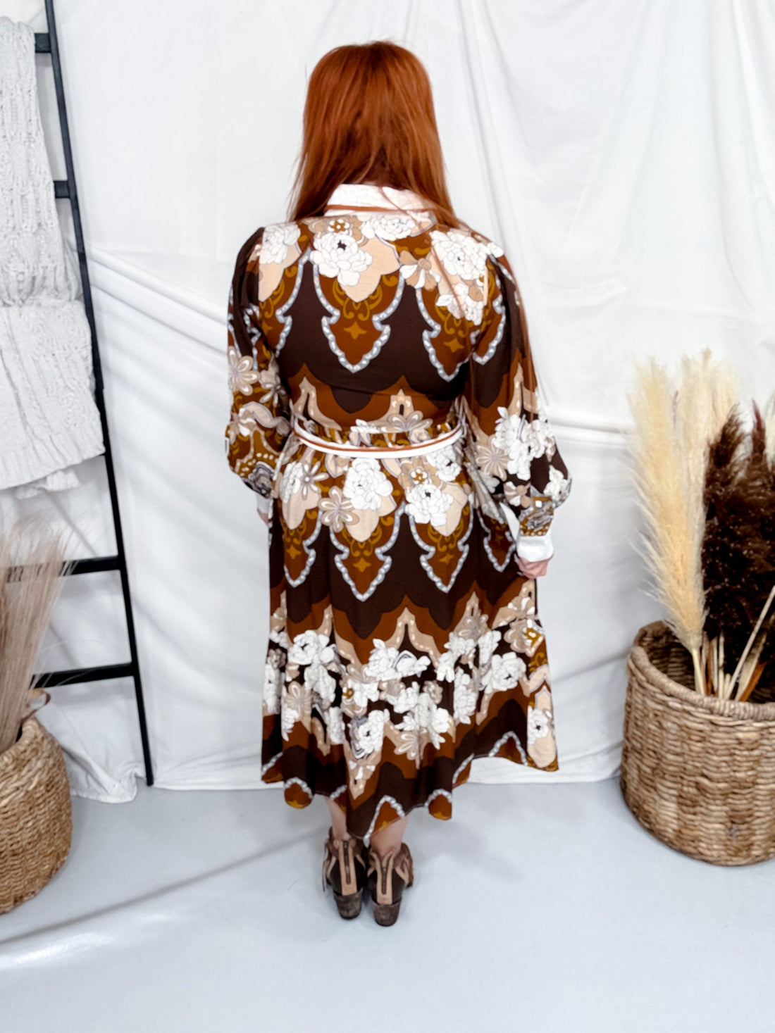 Retro Paisley Floral Print Midi Dress With White Collar & Waist Tie - Whiskey Skies - ODDI