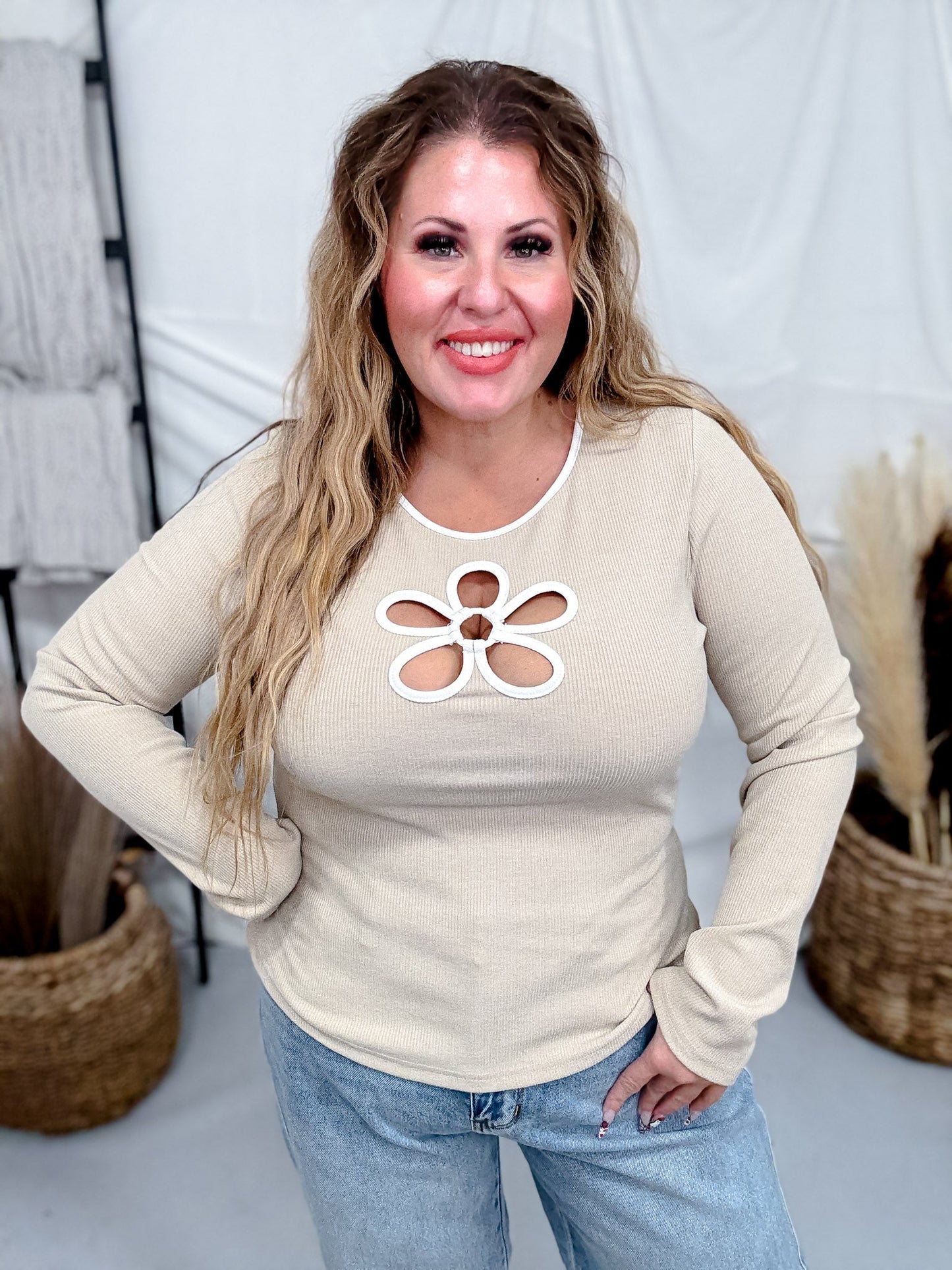 Ribbed Jersey Top With Flower Cutout In Sand - Whiskey Skies - ODDI