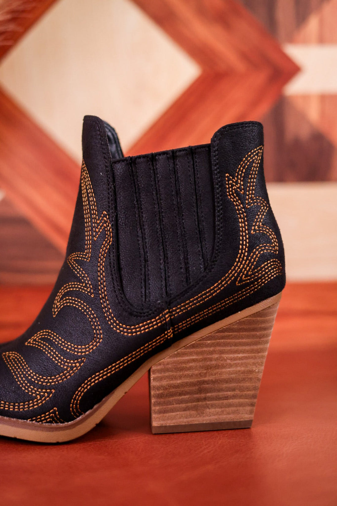 Roma Black Ankle Booties with Bronze Stitching - Whiskey Skies - VERY G