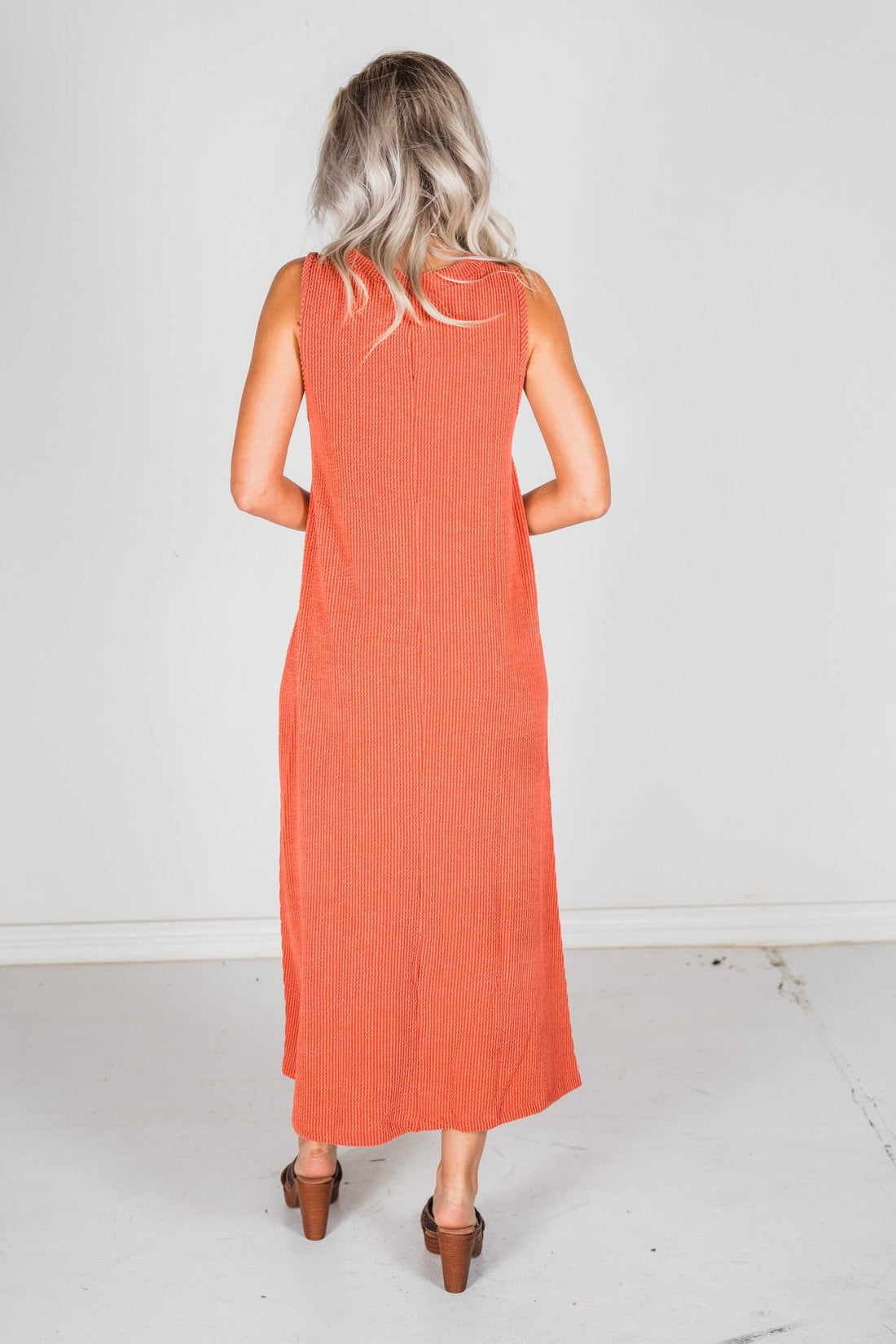 Rust Sleeveless Essential V - Neck Ribbed Maxi Dress - Whiskey Skies - BLUMIN