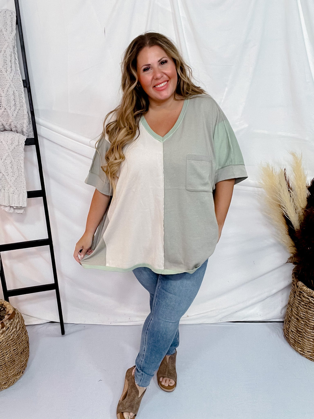 Sage Colorblock Relaxed Fit Top - Whiskey Skies - ANDREE BY UNIT