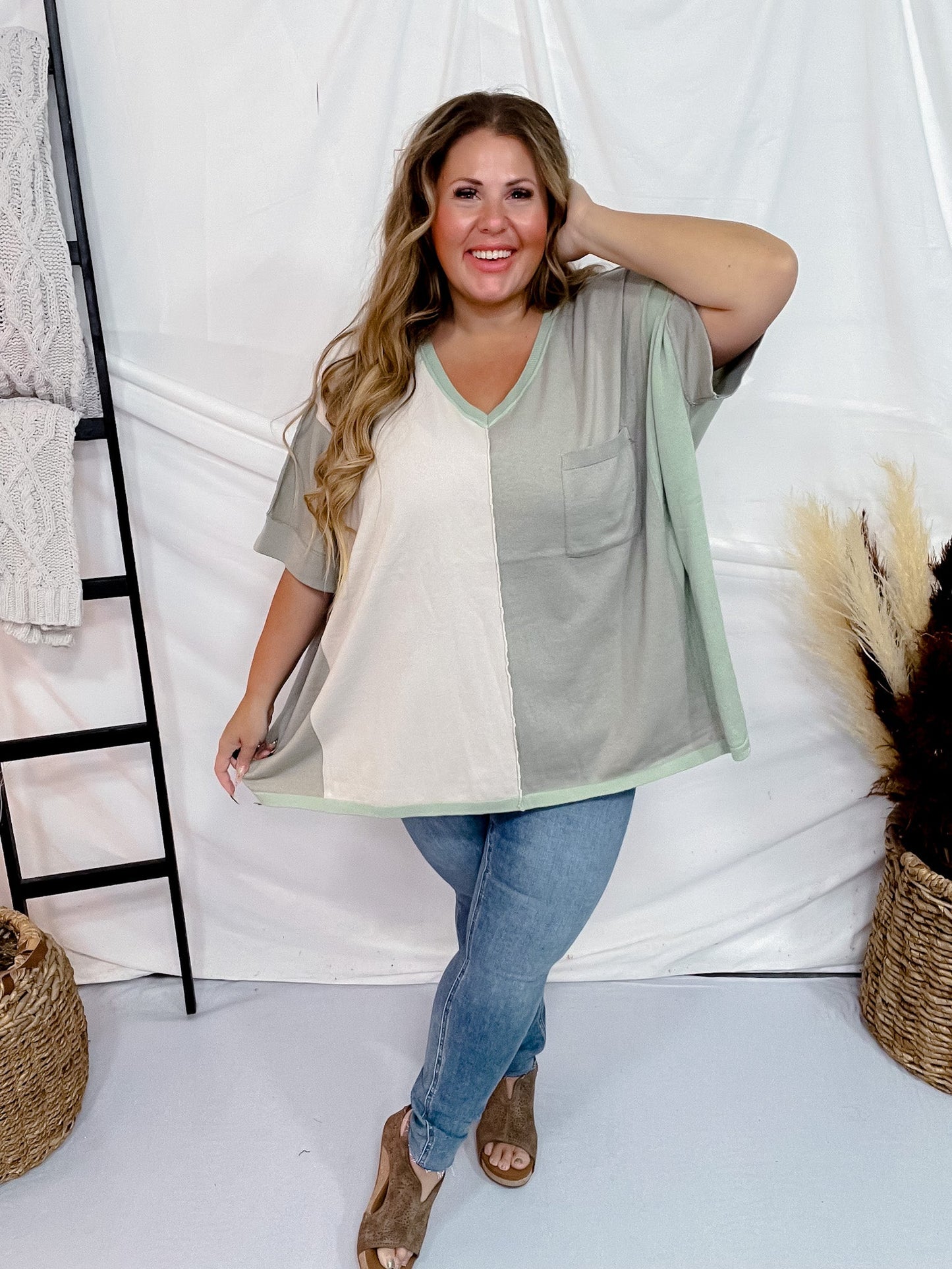 Sage Colorblock Relaxed Fit Top - Whiskey Skies - ANDREE BY UNIT