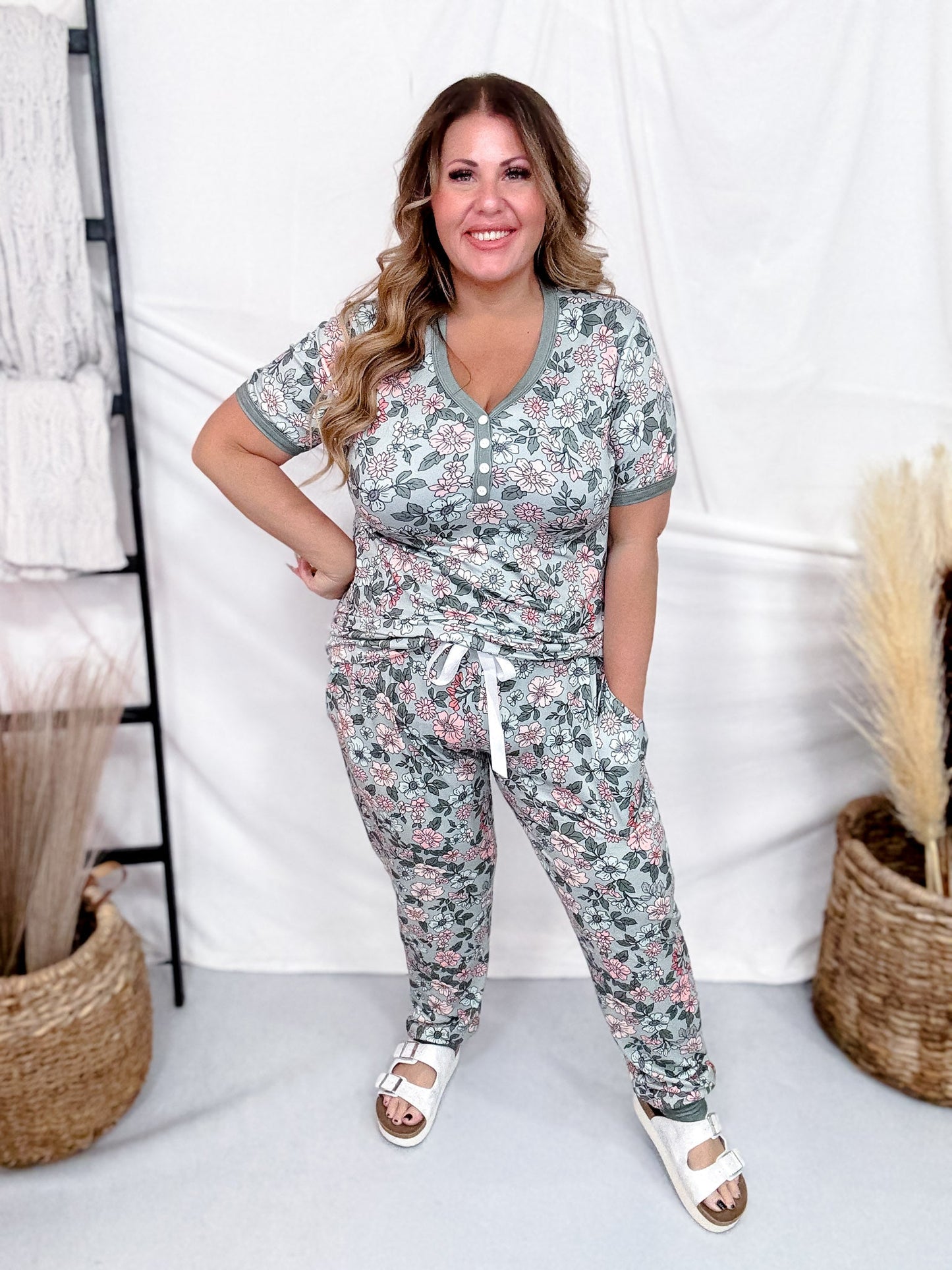 Sage Floral Short Sleeve Top & Joggers Loungewear Set - Whiskey Skies - SHIRLEY & STONE