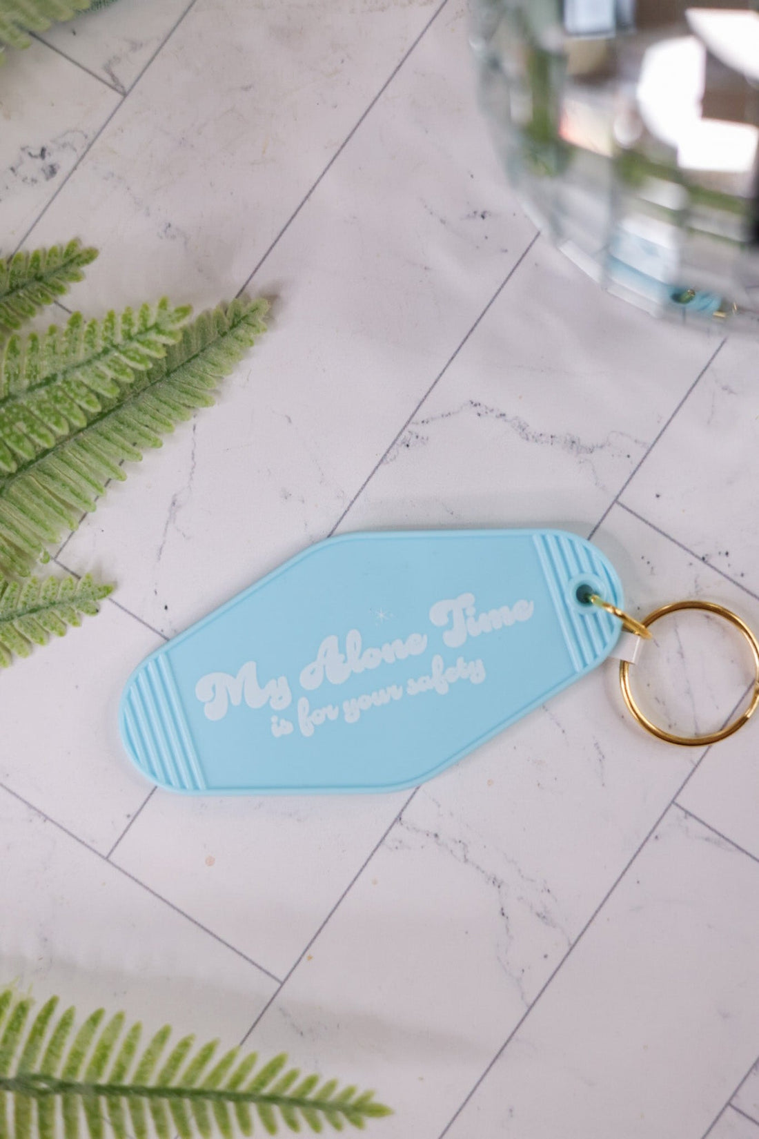 Salty Retro Motel Keychain (3 Styles) - Whiskey Skies - PAPERSALT