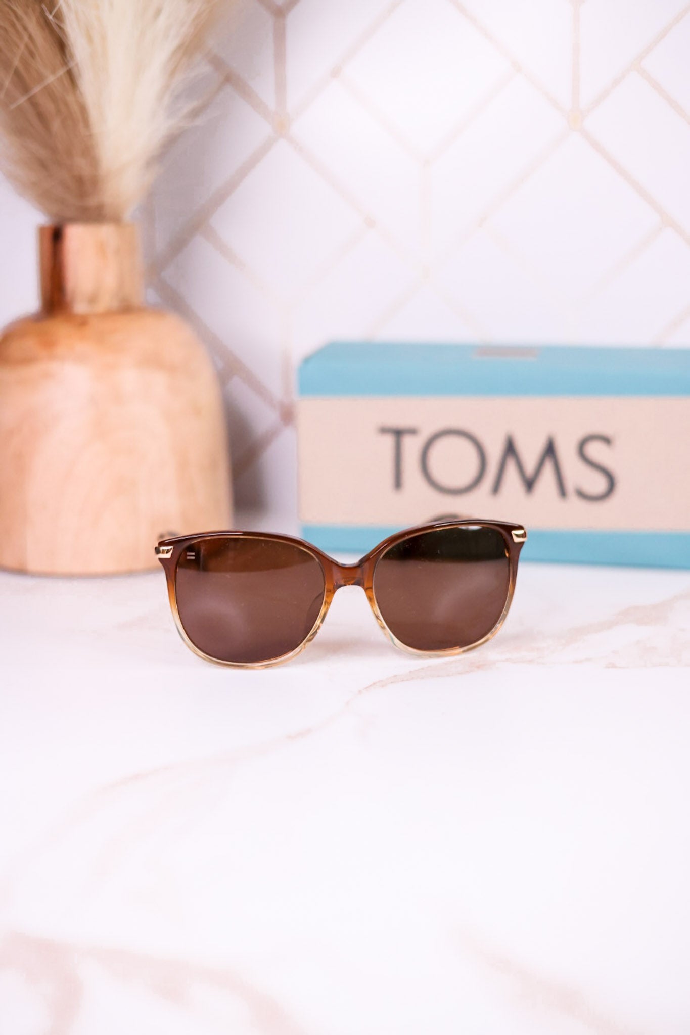 Sandela Sunglasses In Cappucino Fade - Whiskey Skies - TOMS