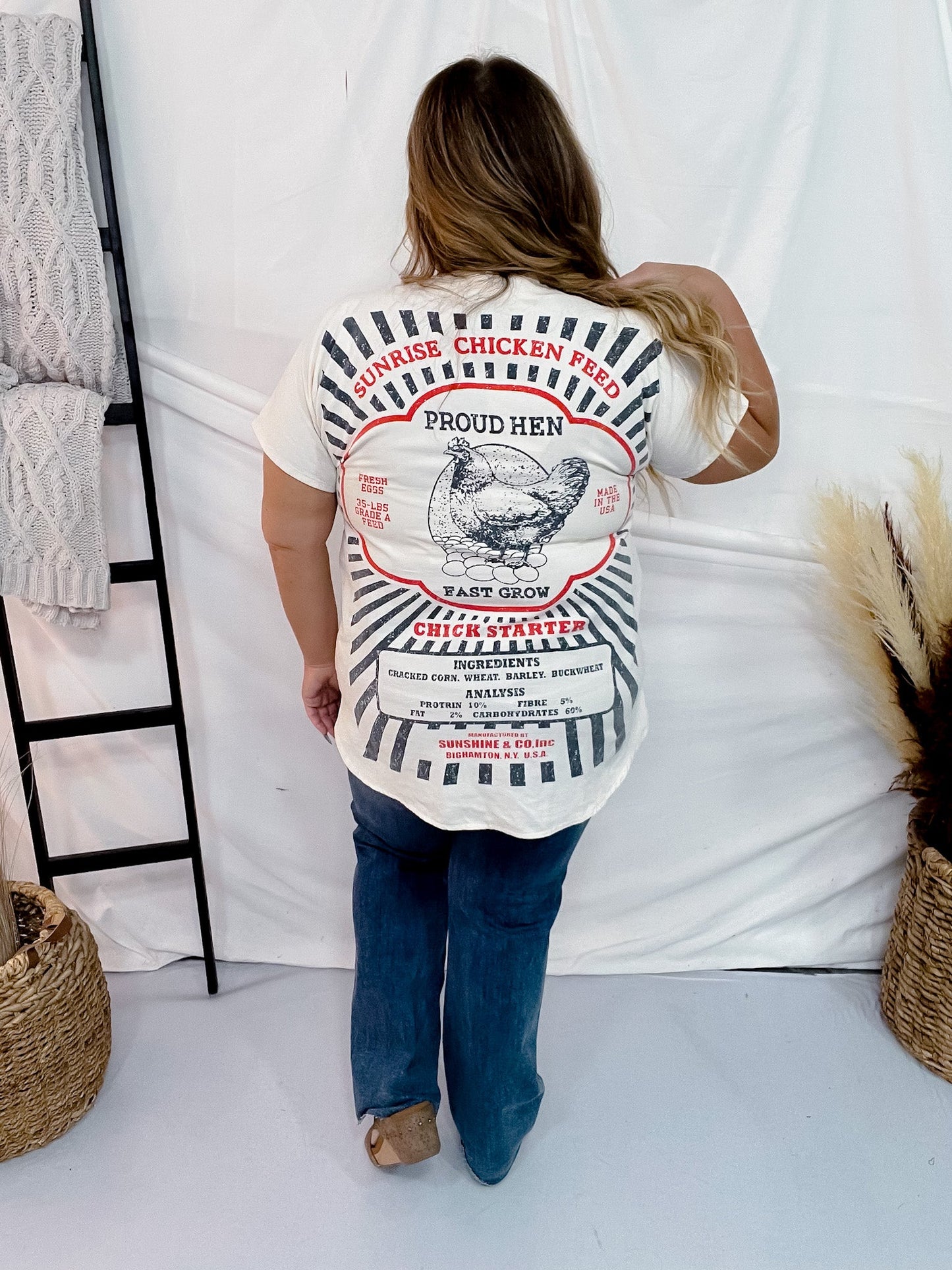 Seasons Best Happy Hen Graphic T-Shirt - Whiskey Skies - JADED GYPSY