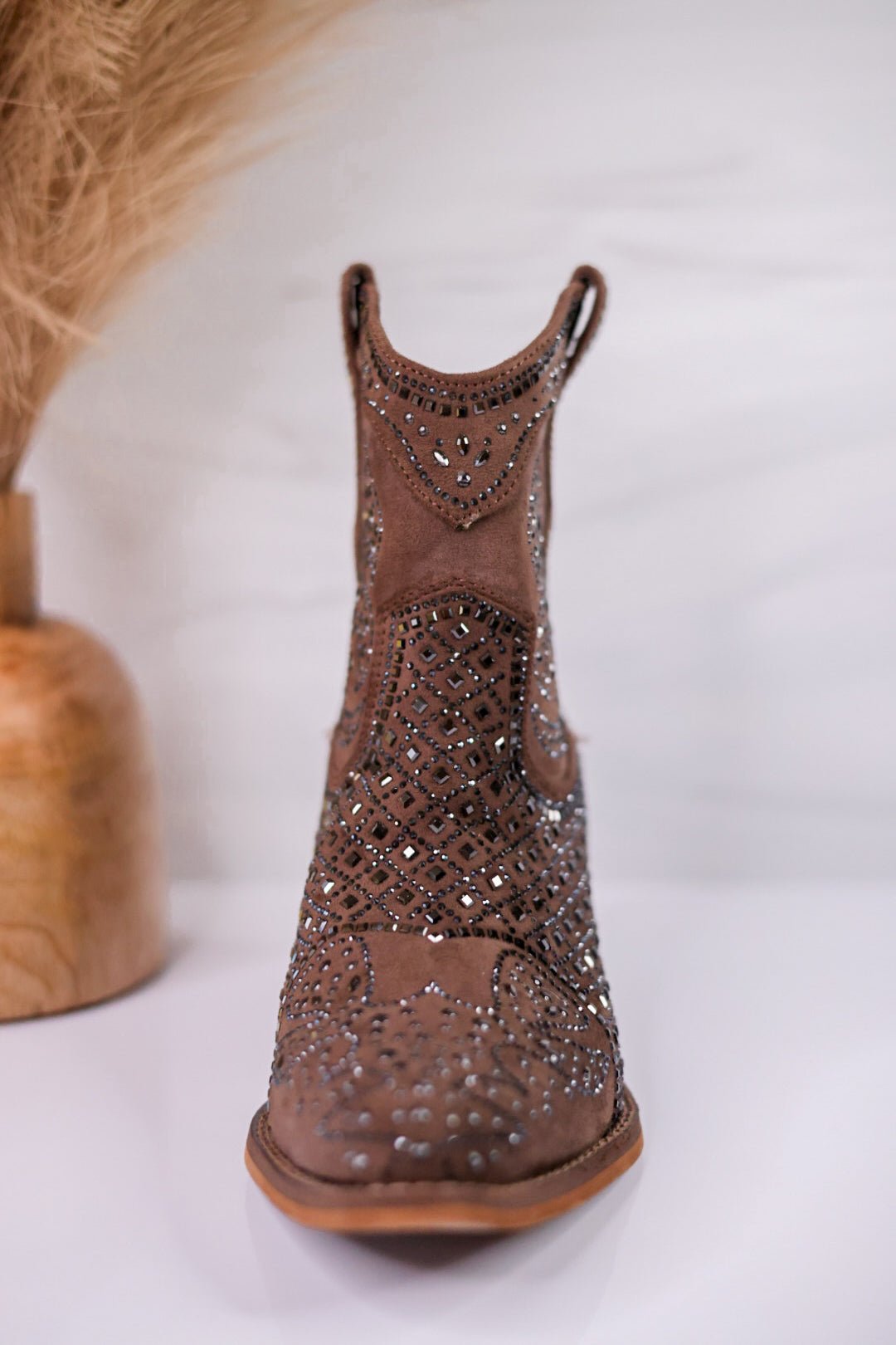 Show Off Western Taupe Ankle Boots - Whiskey Skies - VERY G