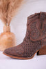 Show Off Western Taupe Ankle Boots - Whiskey Skies - VERY G