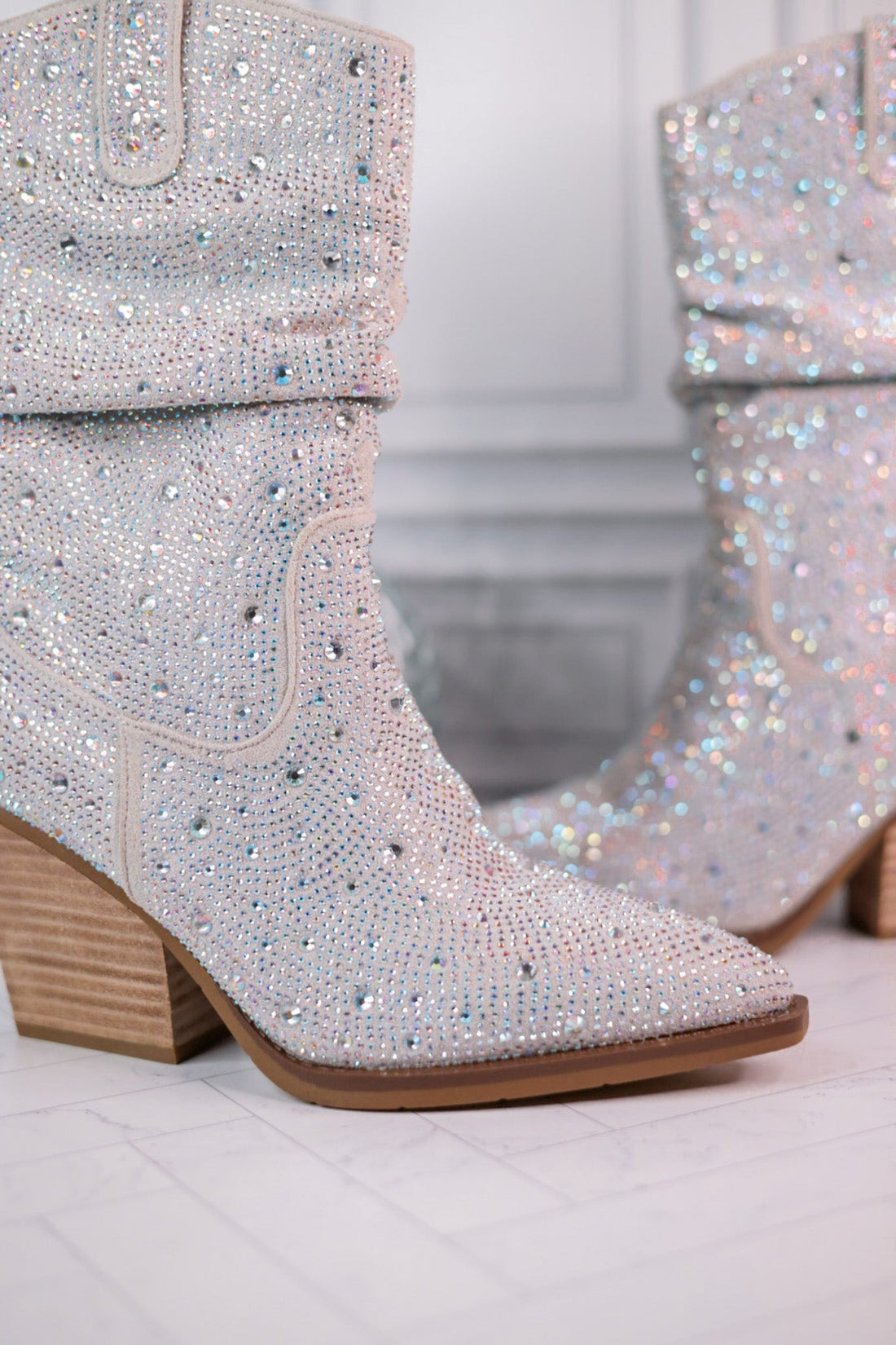 Silver Rhinestone Scrunchy Pull On Boots - Whiskey Skies - VERY G