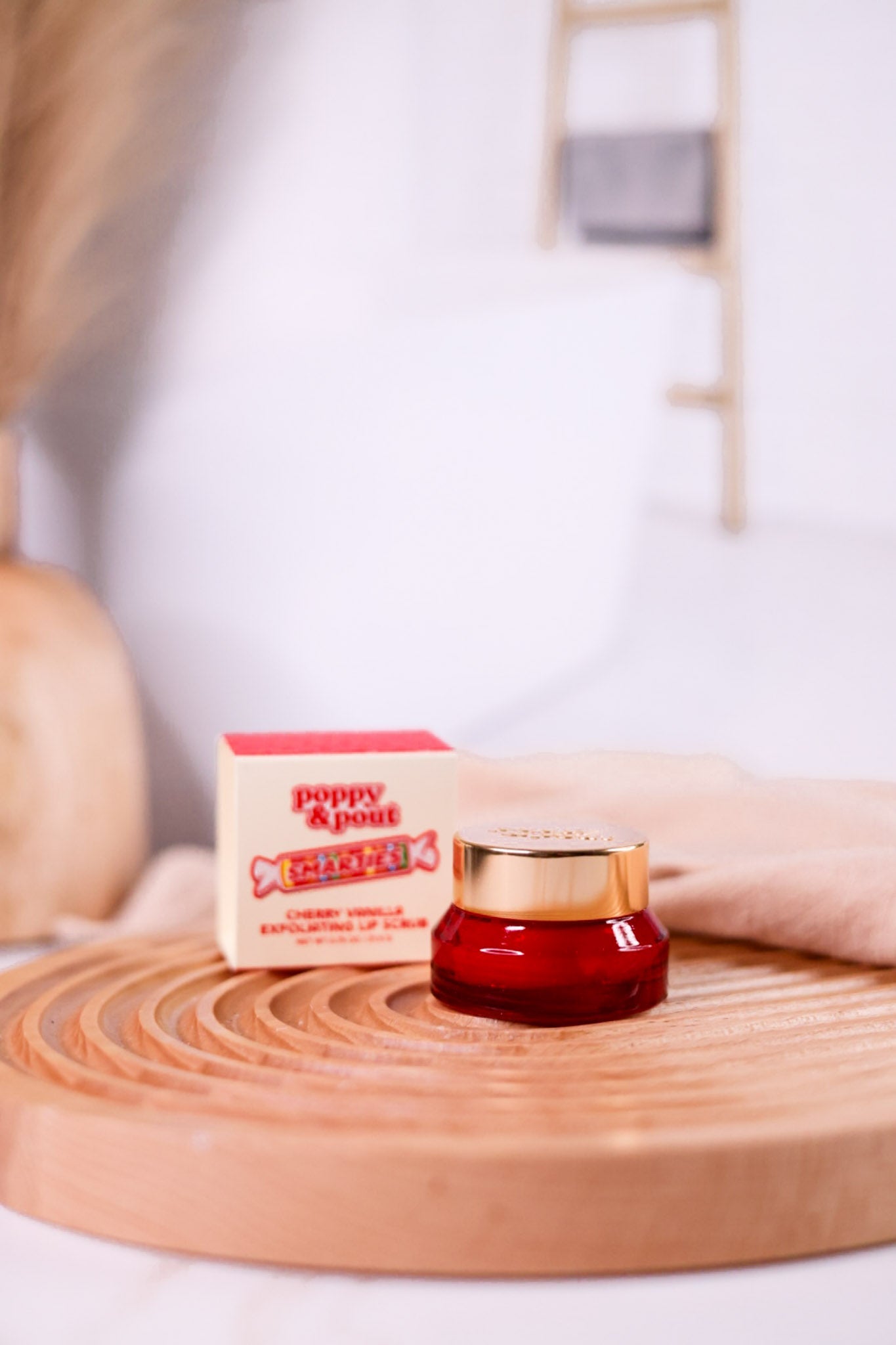 Smarties Exfoliating Lip Scrub - Whiskey Skies - POPPY & POUT