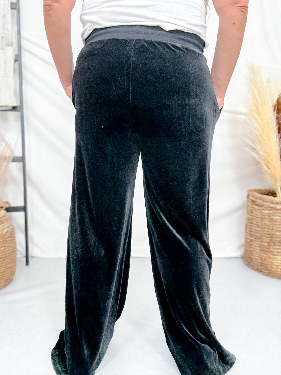 Soft Ribbed Thermal Wide Leg Black Pants - Whiskey Skies - UMGEE