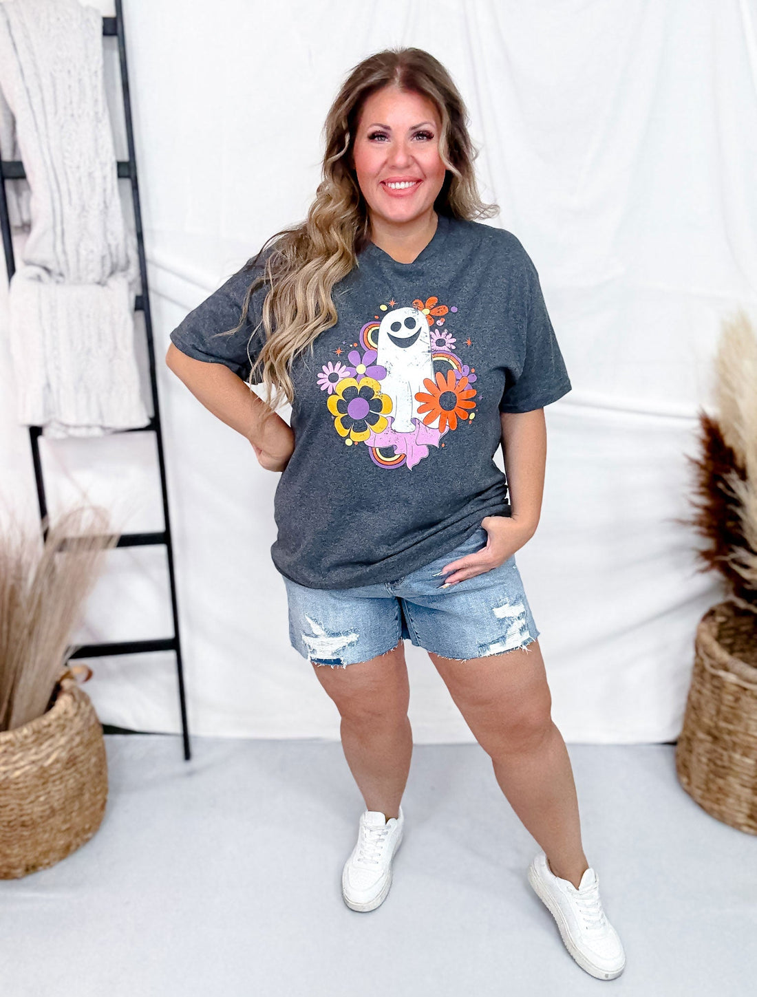 Spooky Groovy Vibes Graphic T-Shirt - Whiskey Skies - SUGAR STITCH