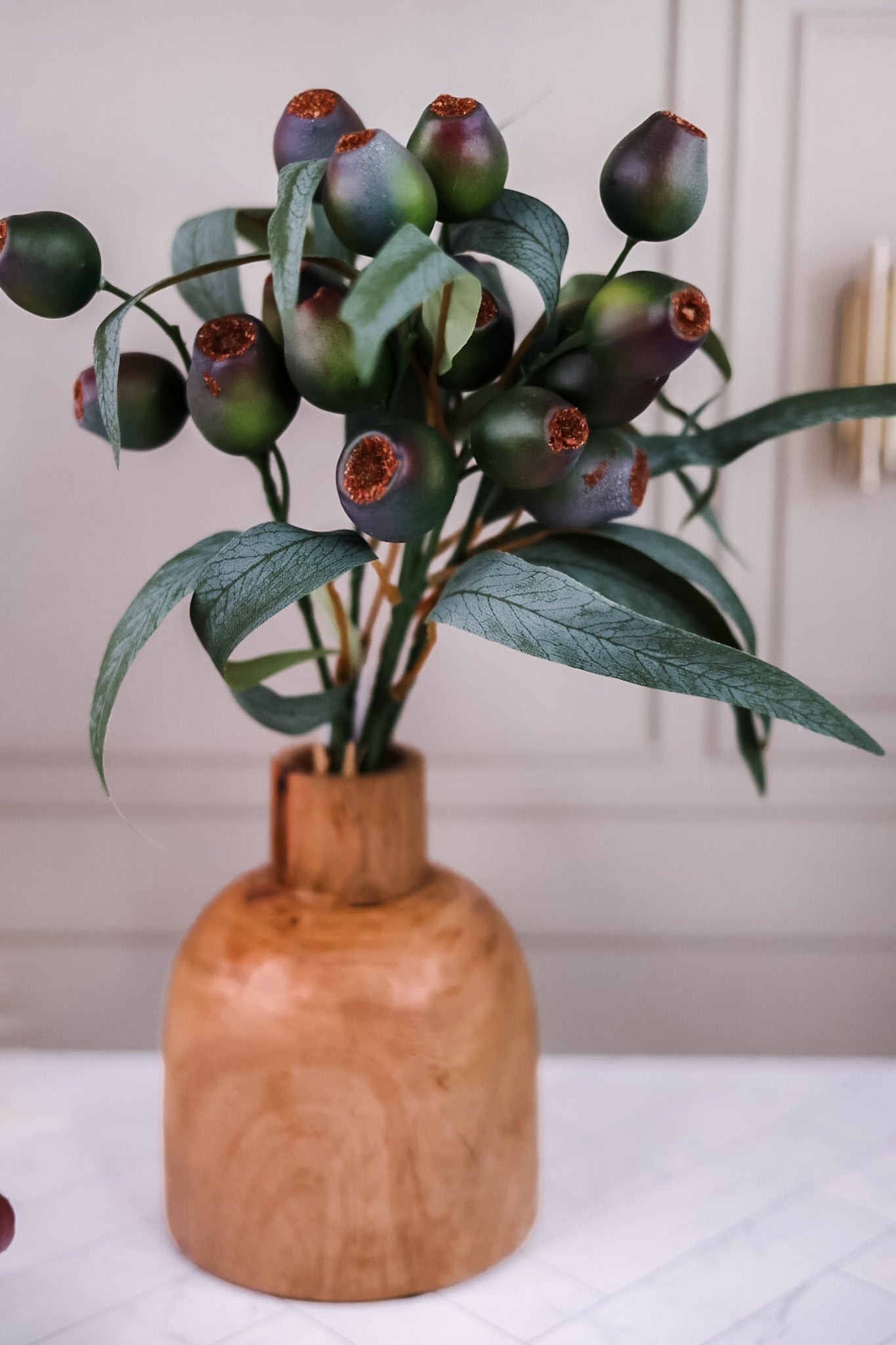 Spring Berry Bush (3 Colors) - Whiskey Skies - SULLIVANS