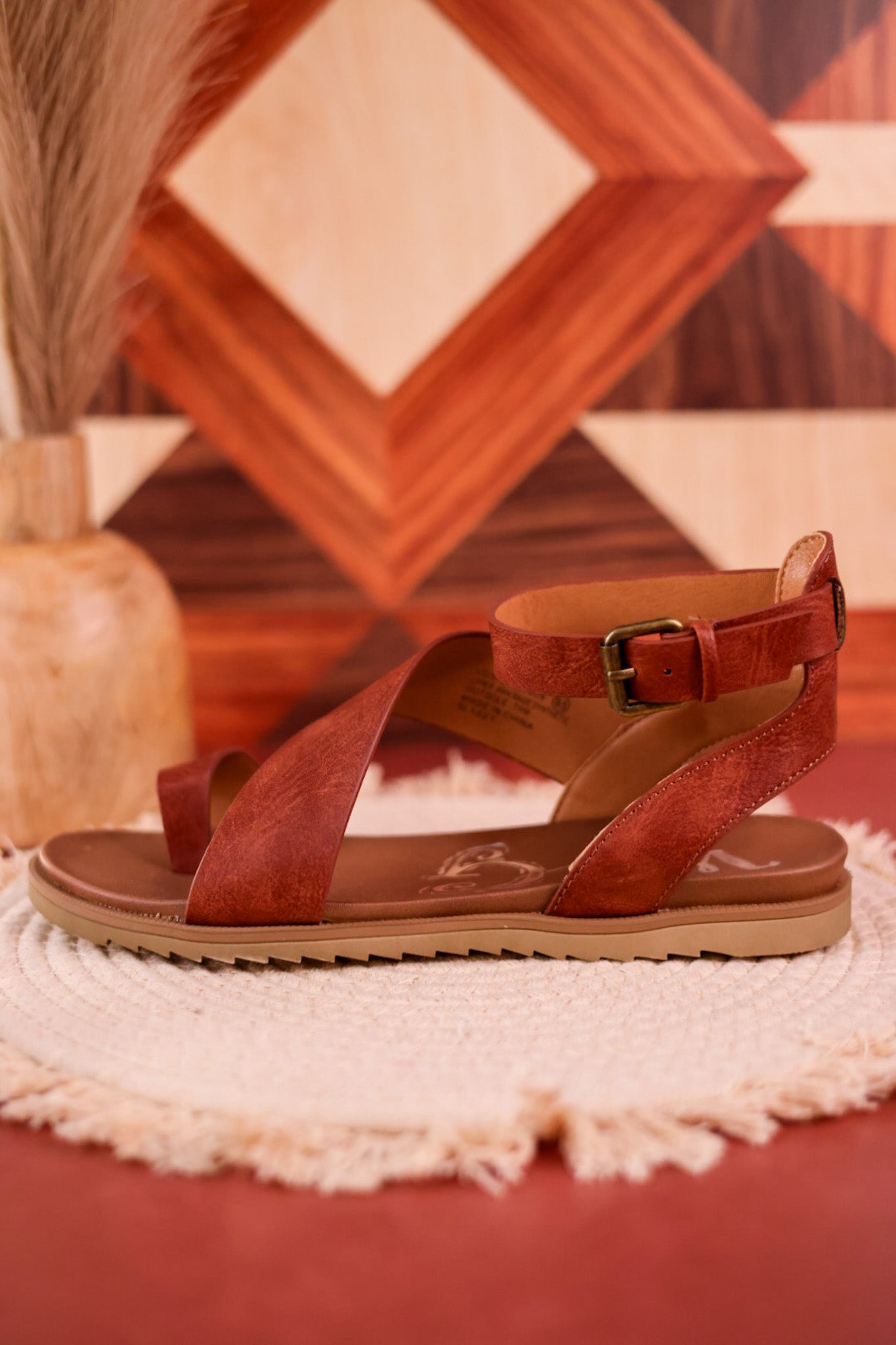 Steffy Rust Sandals - Whiskey Skies - VERY G