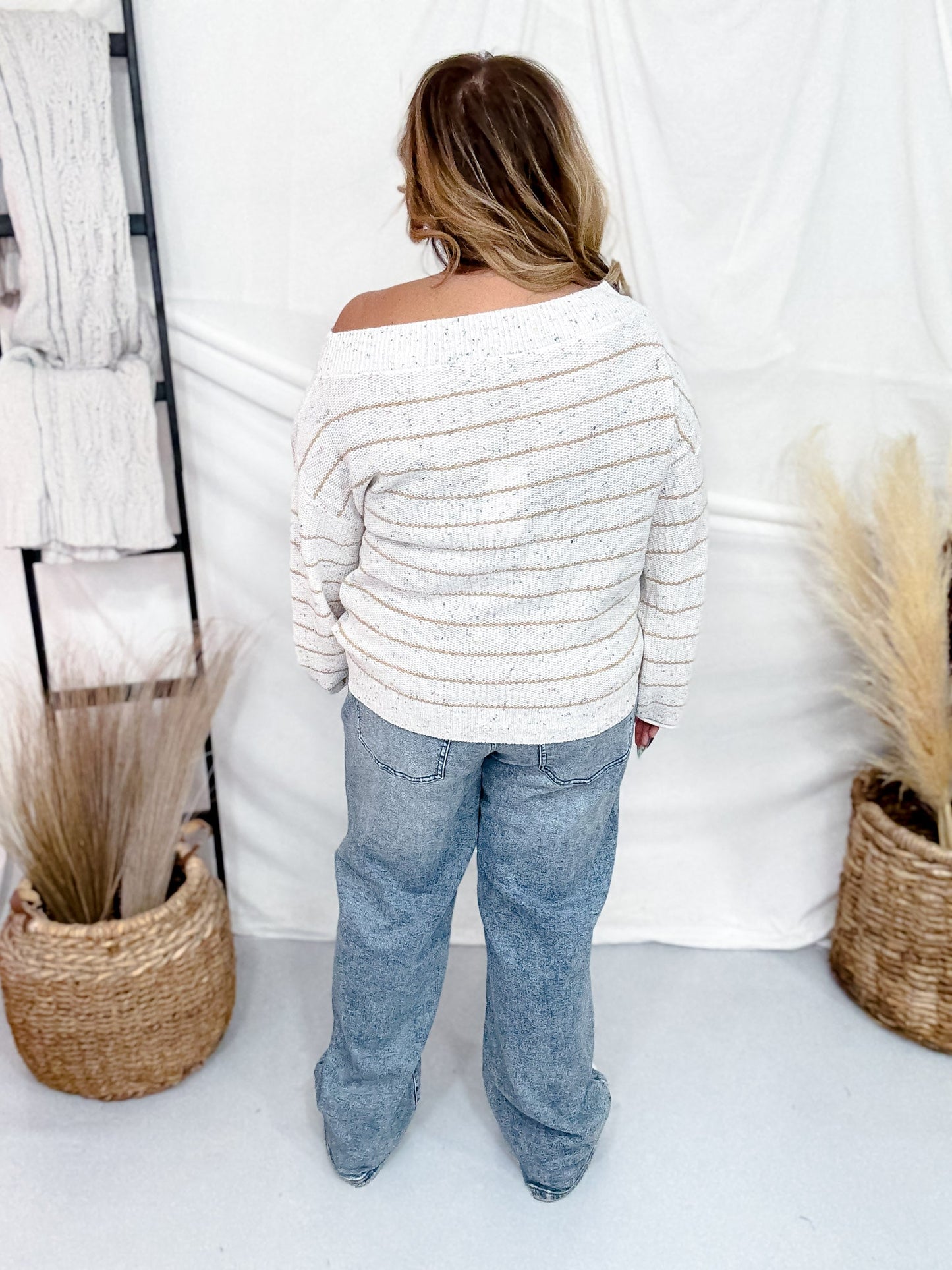 Striped Boat Neck Sweater In Speckled Oatmeal - Whiskey Skies - ANDREE BY UNIT