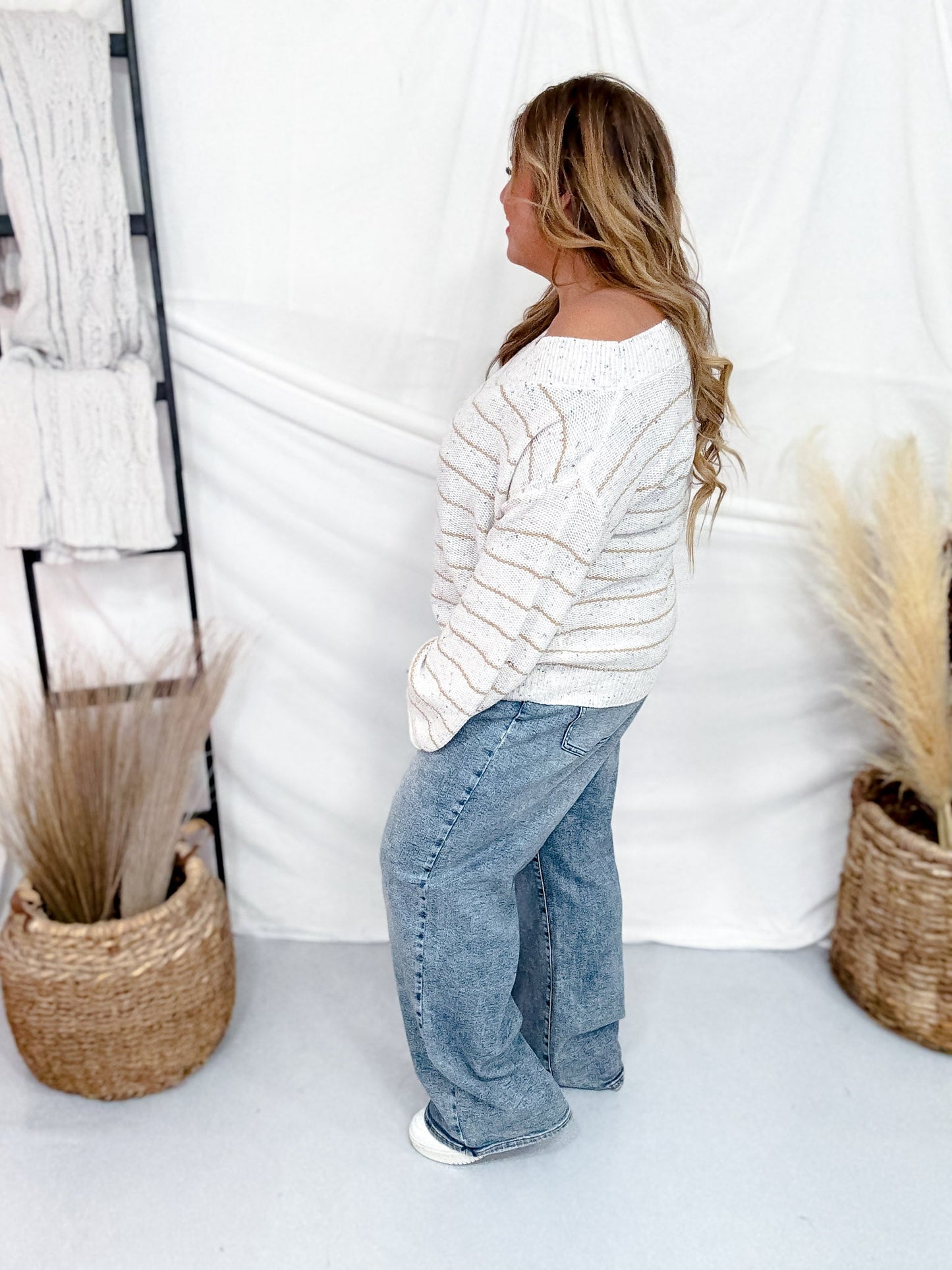 Striped Boat Neck Sweater In Speckled Oatmeal - Whiskey Skies - ANDREE BY UNIT