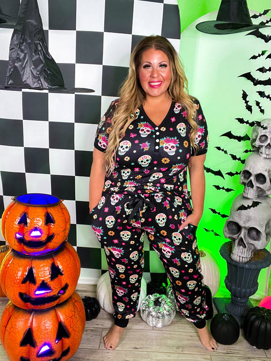 Sugar Skulls Short Sleeve and Joggers Pajama Set - Whiskey Skies - SHIRLEY & STONE