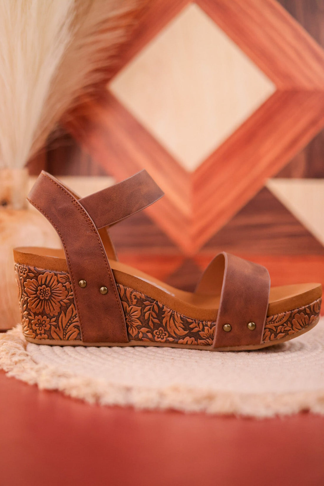 Tan Devon Wedges - Whiskey Skies - VERY G