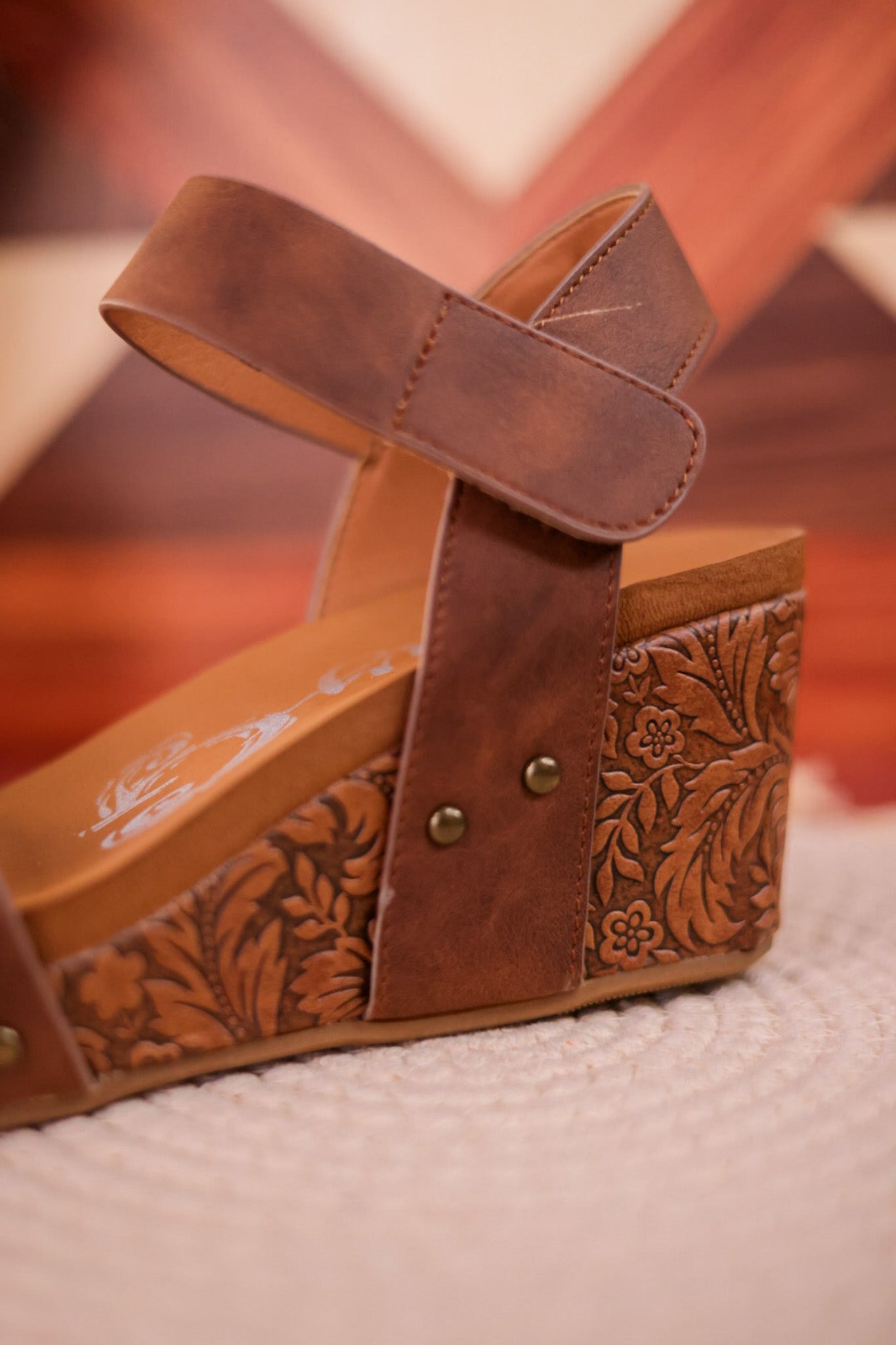 Tan Devon Wedges - Whiskey Skies - VERY G