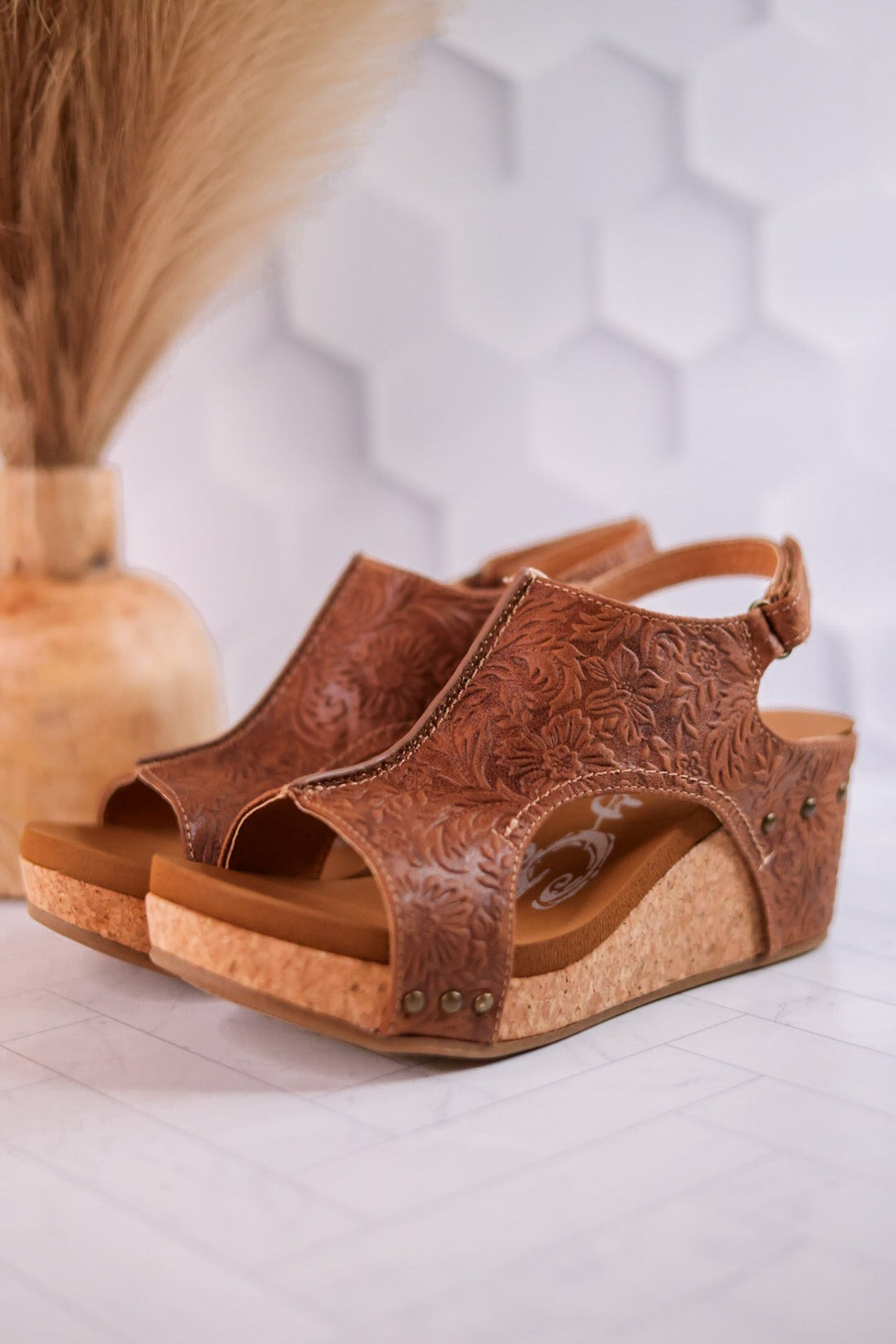 Tan Emily Wedge Sandals - Whiskey Skies - VERY G