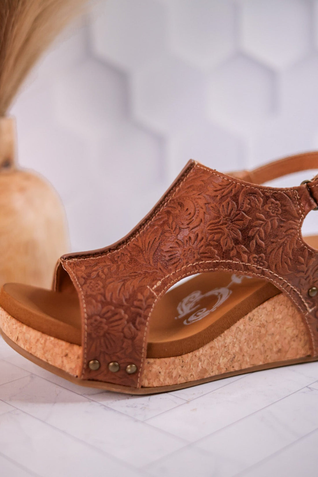 Tan Emily Wedge Sandals - Whiskey Skies - VERY G