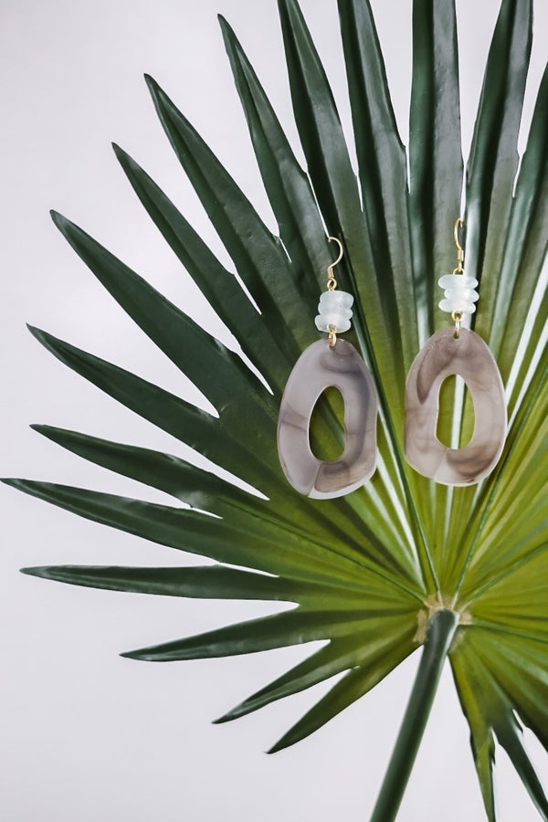 Taupe Oval Resin Earrings - Whiskey Skies - LESLIE CURTIS JEWLERY DESIGNS