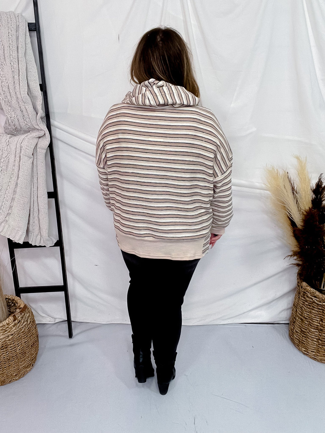 Textured Striped Jacquard Hooded Sweatshirt - Whiskey Skies - ODDI