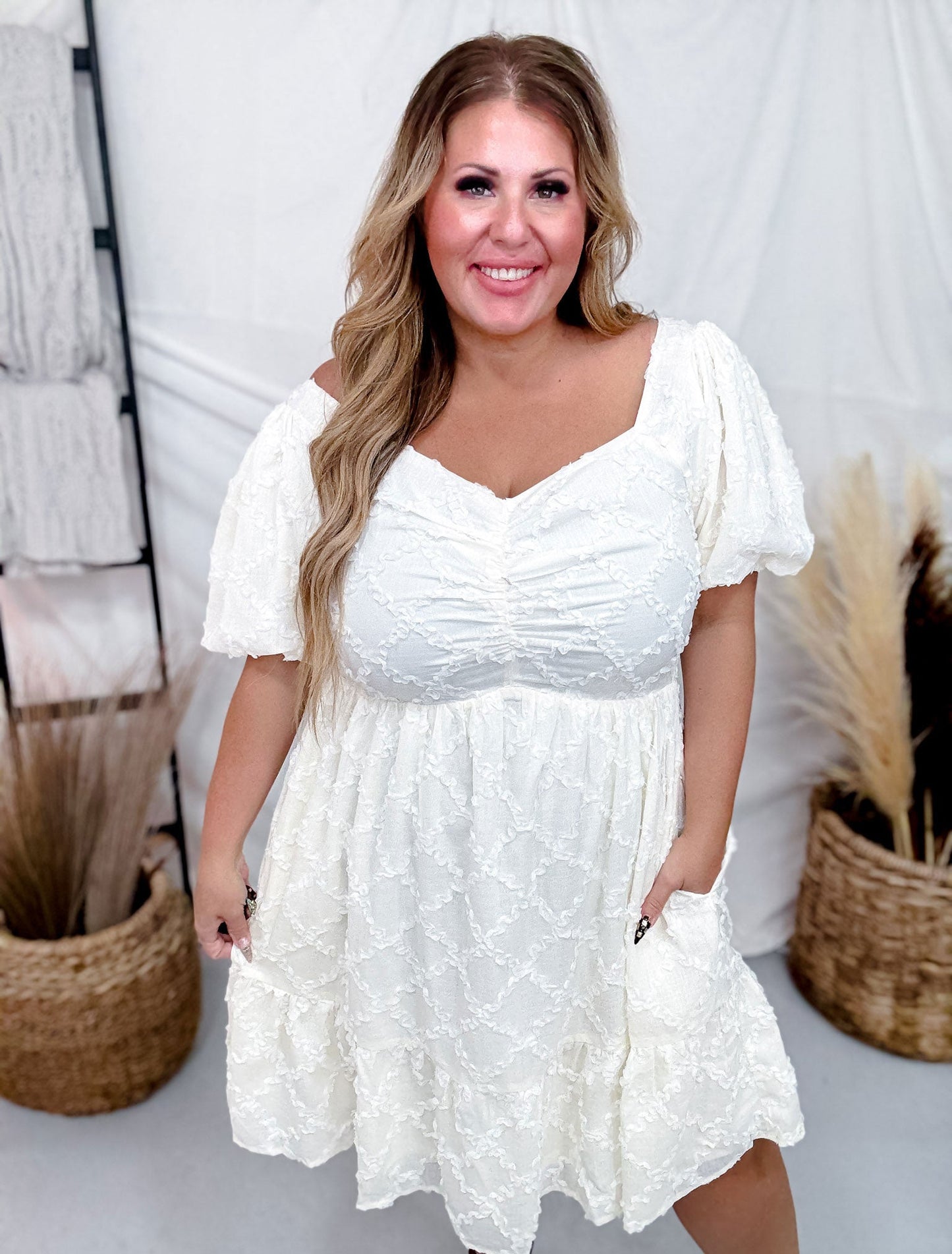 Textured Woven Dress With Balloon Sleeves In Cream - Whiskey Skies - DAVI & DANI