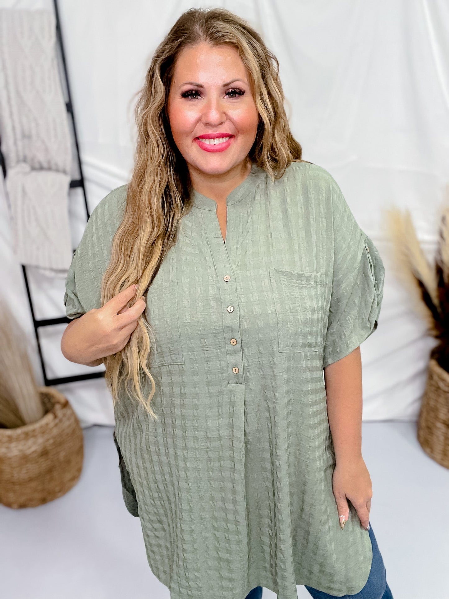 Textured Woven Olive Tunic Top - Whiskey Skies - GIGIO