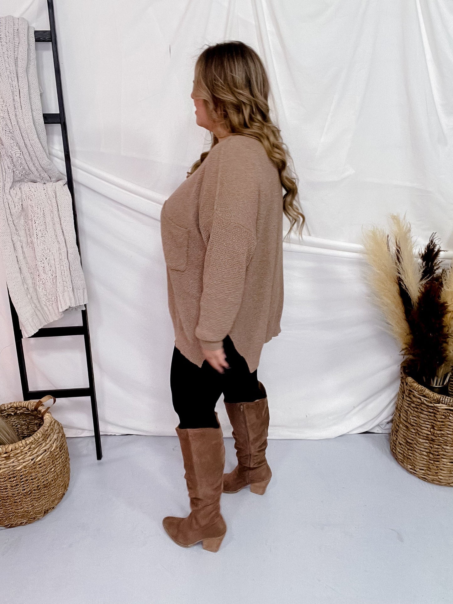 Textured Yarn Relaxed Fit Sweater Top in Mocha - Whiskey Skies - DAVI & DANI