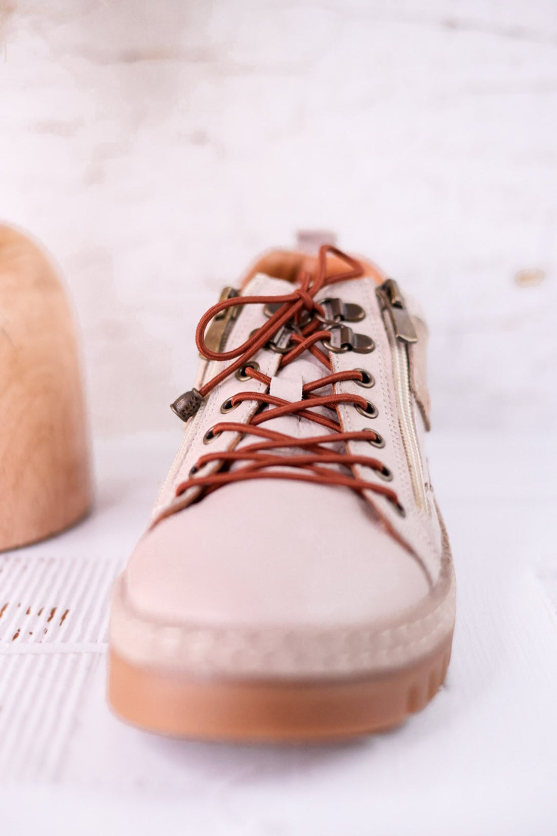 The Lauria Light Gray Sneakers - Whiskey Skies - SPRING FOOTWEAR