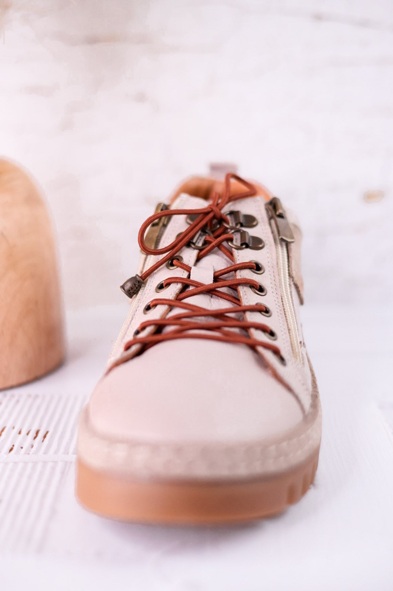 The Lauria Light Gray Sneakers - Whiskey Skies - SPRING FOOTWEAR