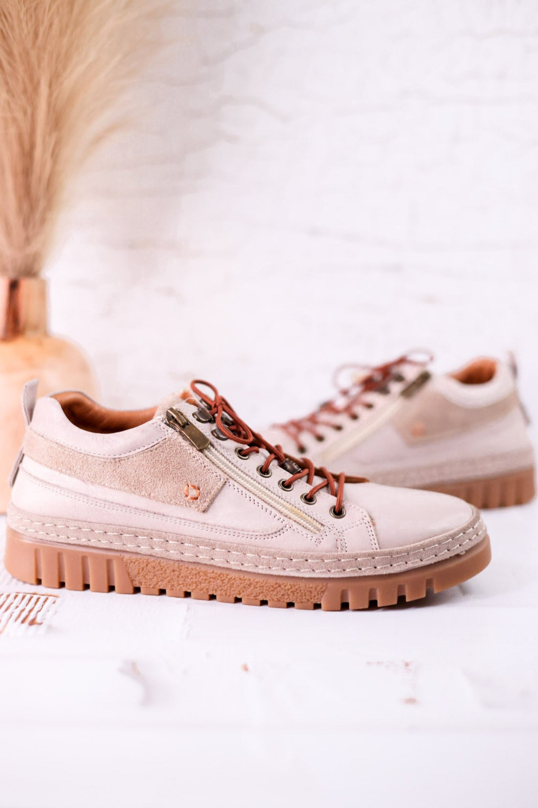 The Lauria Light Gray Sneakers - Whiskey Skies - SPRING FOOTWEAR