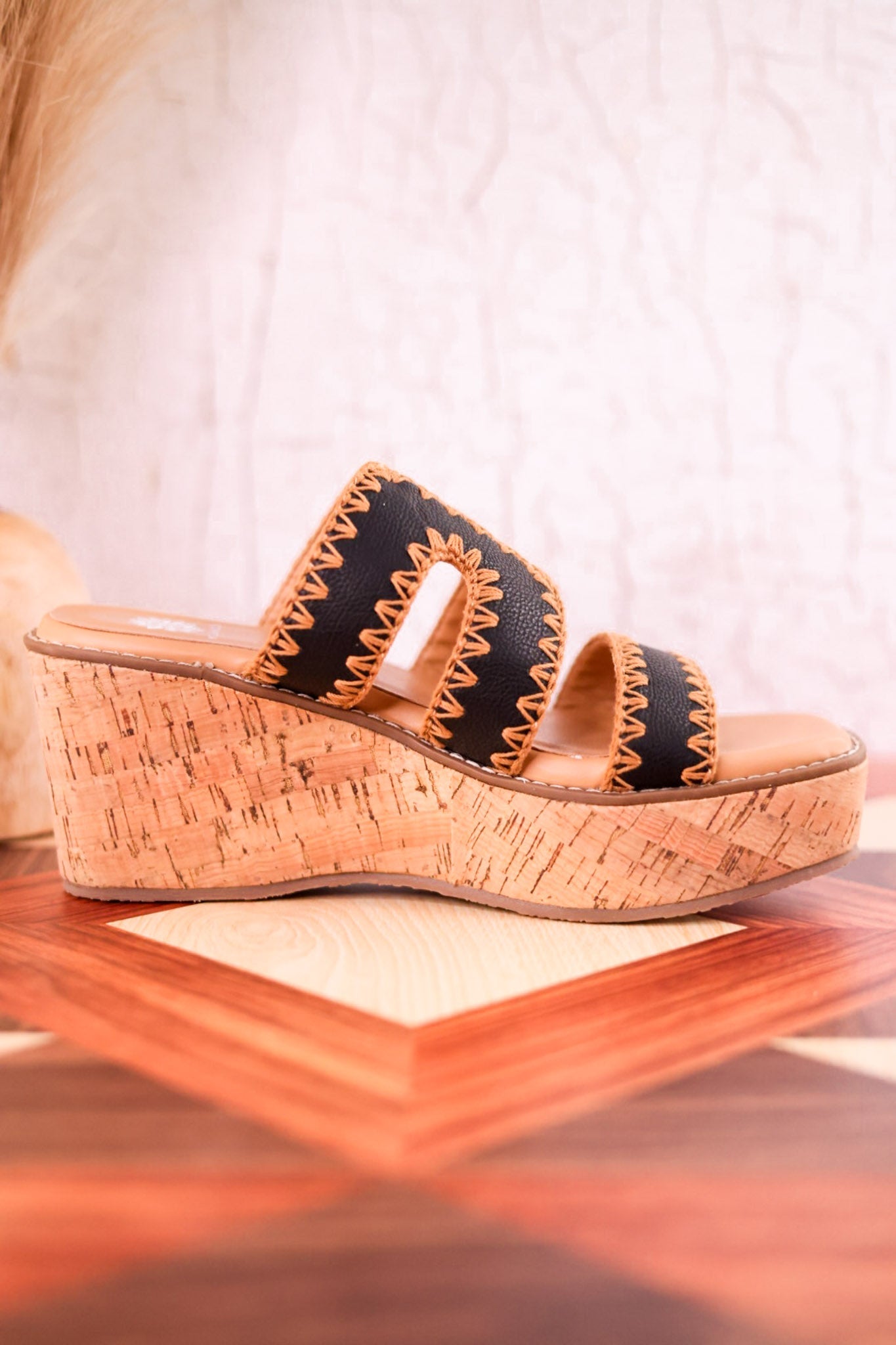 The "Tracie" Black & Tan Slide Sandal - Whiskey Skies - YELLOWBOX