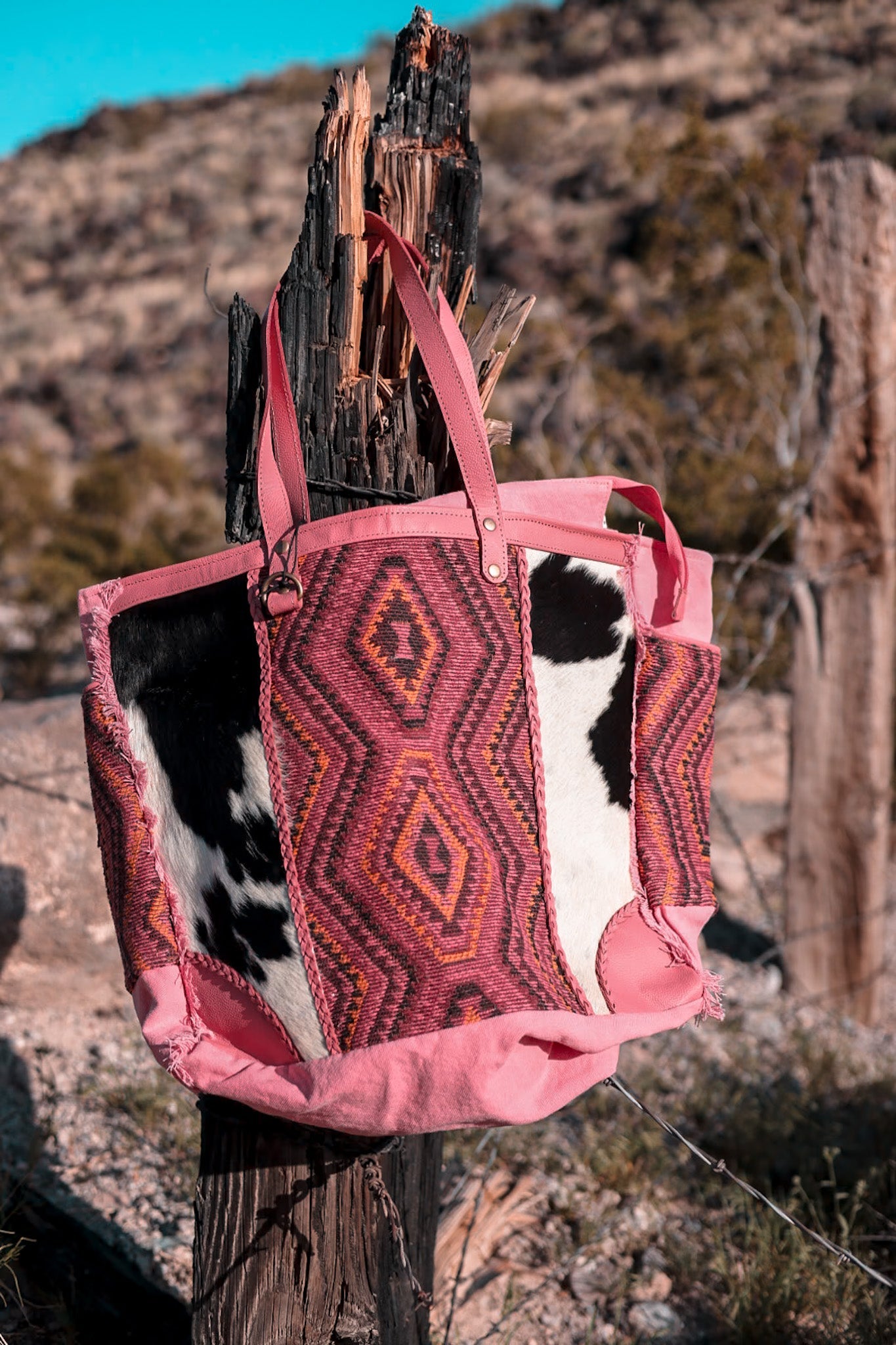 Tonga Ridge Weekender Bag in Salmon & Pink - Whiskey Skies - KHEMCHAND HANDICRAFT