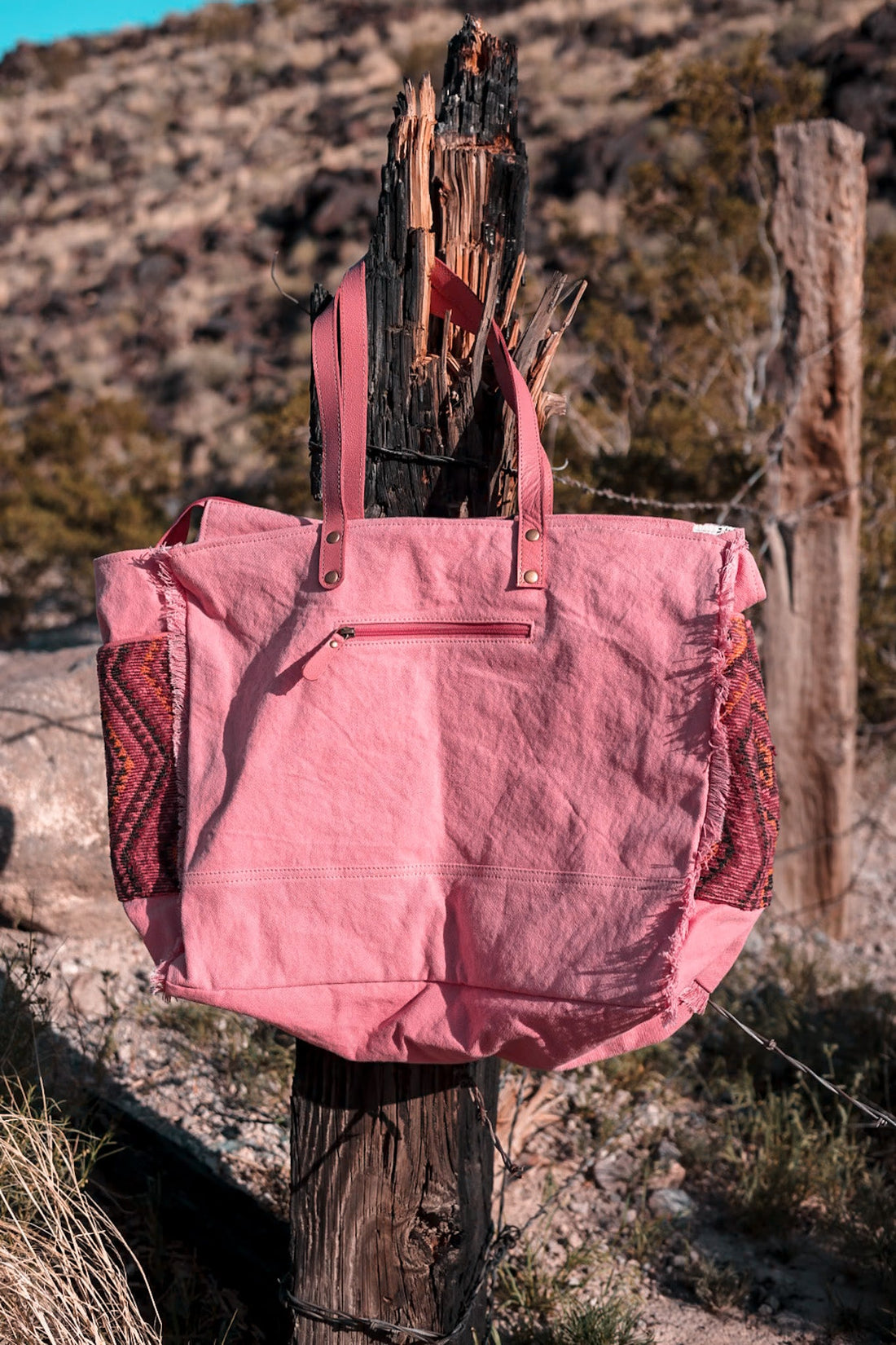 Tonga Ridge Weekender Bag in Salmon & Pink - Whiskey Skies - KHEMCHAND HANDICRAFT