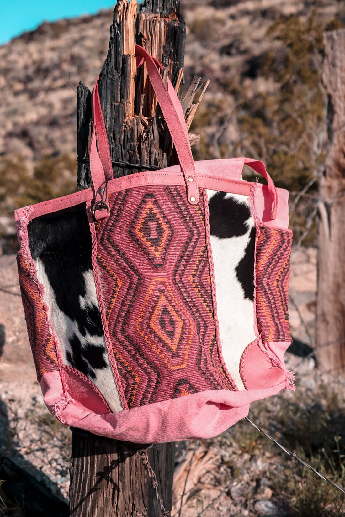 Tonga Ridge Weekender Bag in Salmon & Pink - Whiskey Skies - KHEMCHAND HANDICRAFT