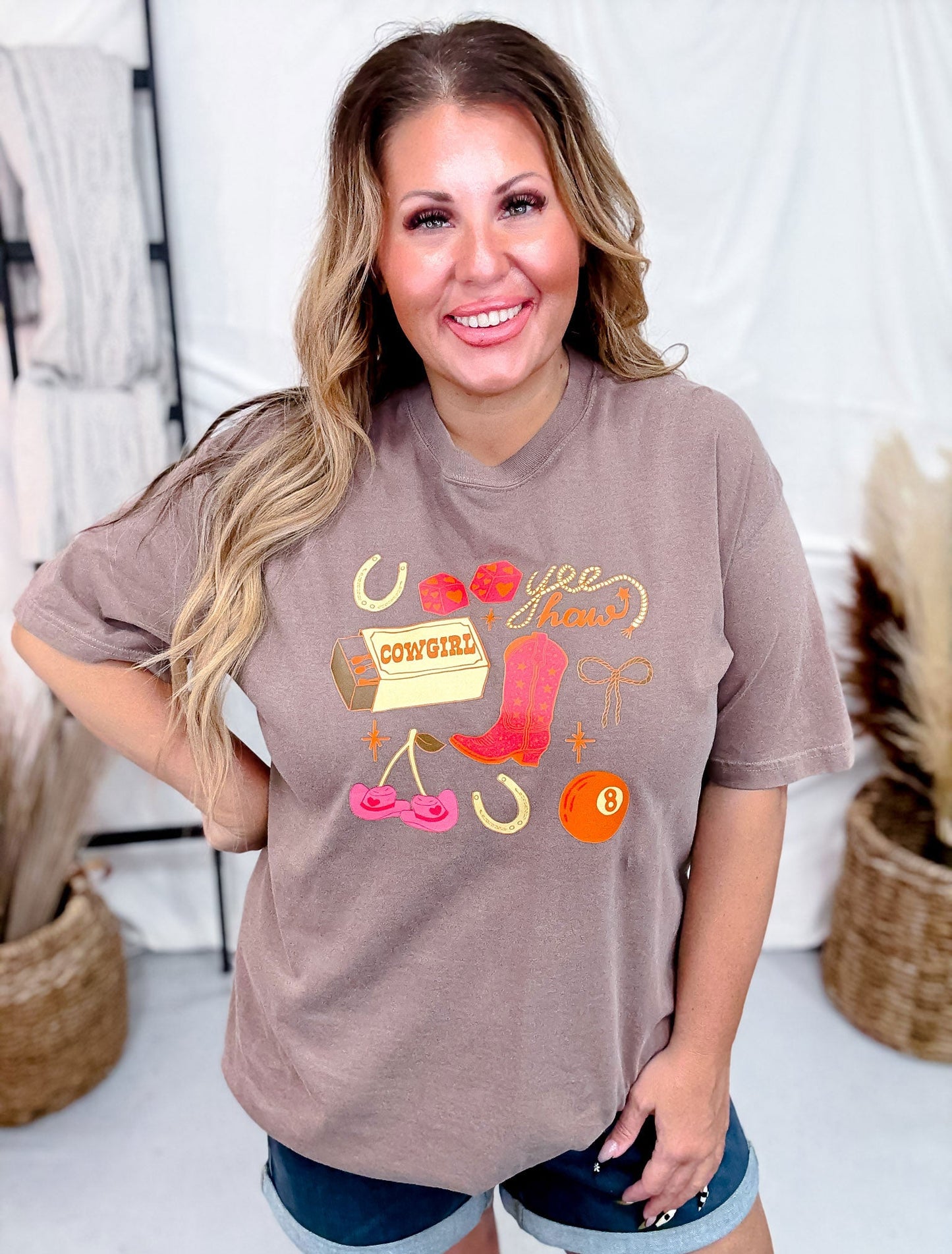 Vegas Cowgirl Vibes Graphic T-Shirt - Whiskey Skies - THE LATTIMORE CLAIM