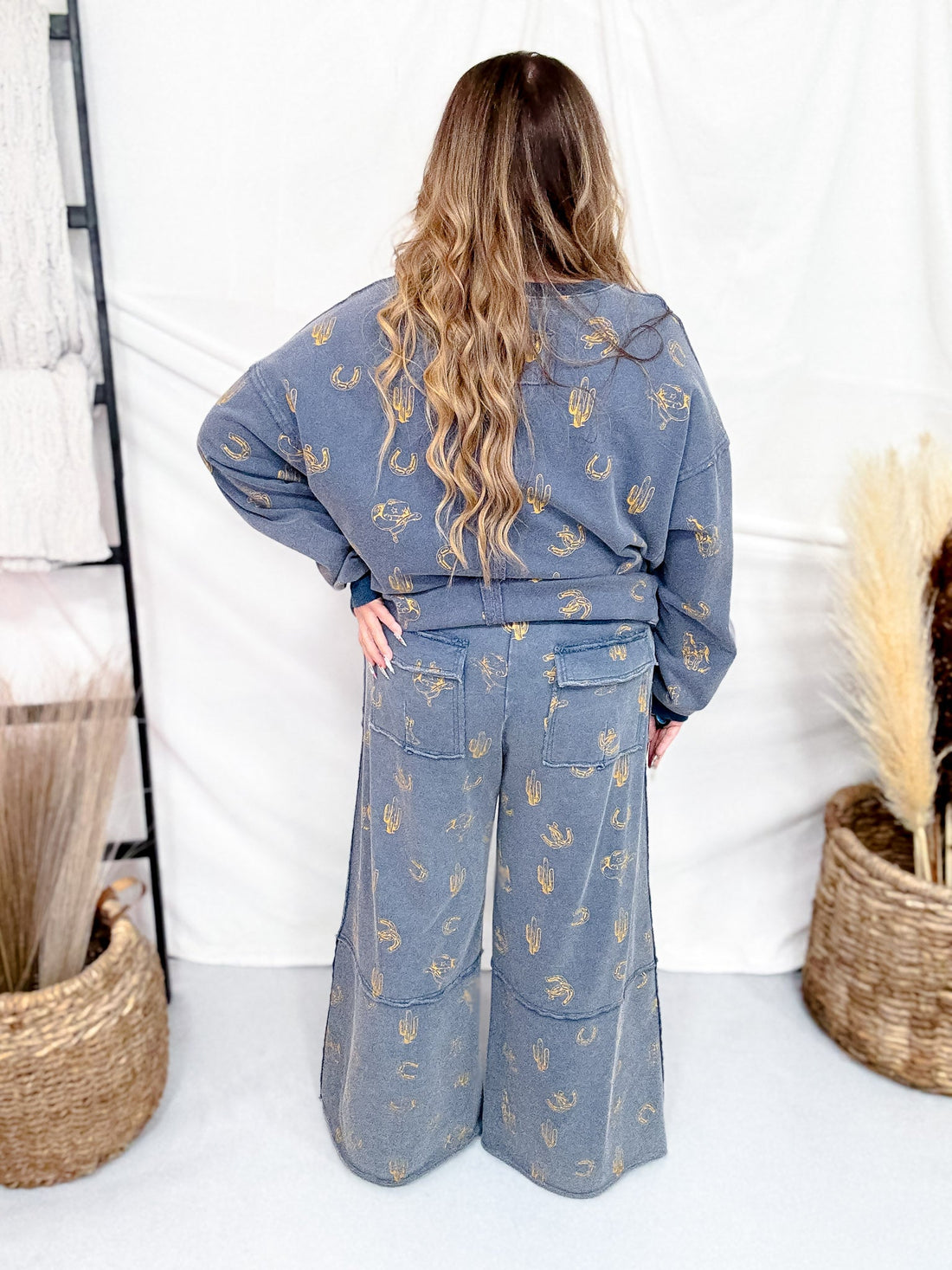 Western Print Washed Terry Drawstring Waist Pants - Whiskey Skies - EASEL