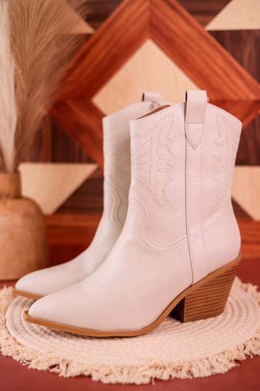 White Rowdy Western Boots - Whiskey Skies - CORKYS FOOTWEAR