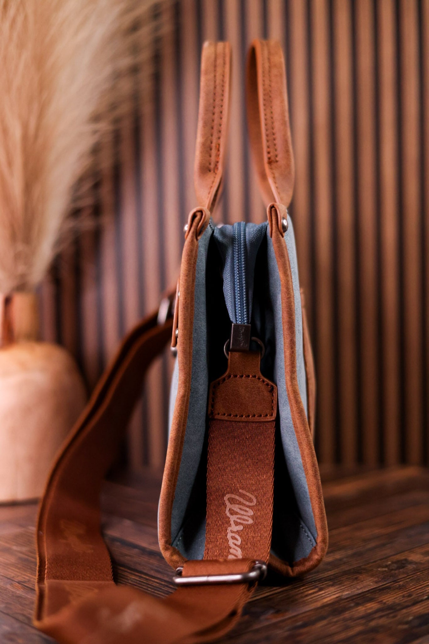 Wrangler Bag With Belt Buckle in Slate Blue - Whiskey Skies - MONTANA WEST