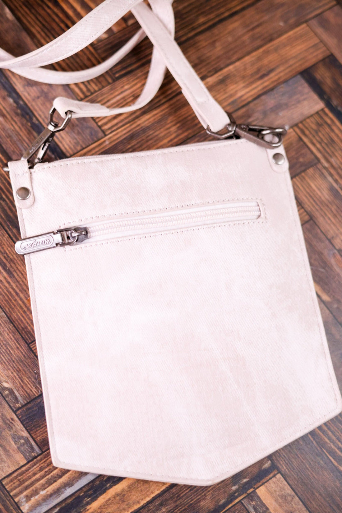 Wrangler Pocket Style Crossbody Bag in Beige - Whiskey Skies - MONTANA WEST