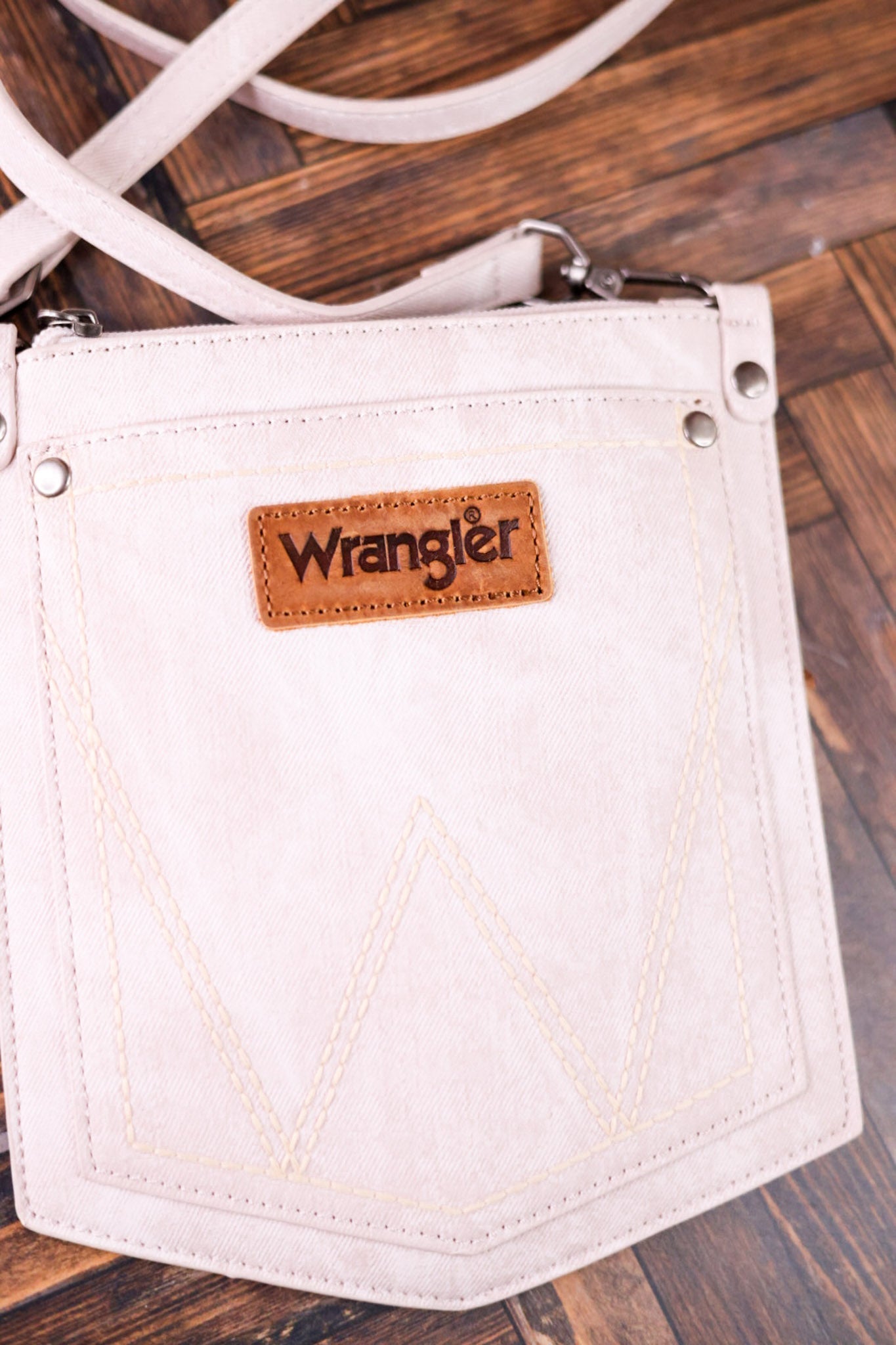 Wrangler Pocket Style Crossbody Bag in Beige - Whiskey Skies - MONTANA WEST