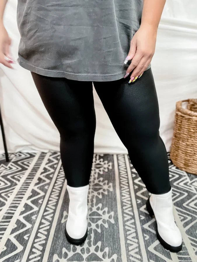 Black Pebble Textured Leggings - Whiskey Skies